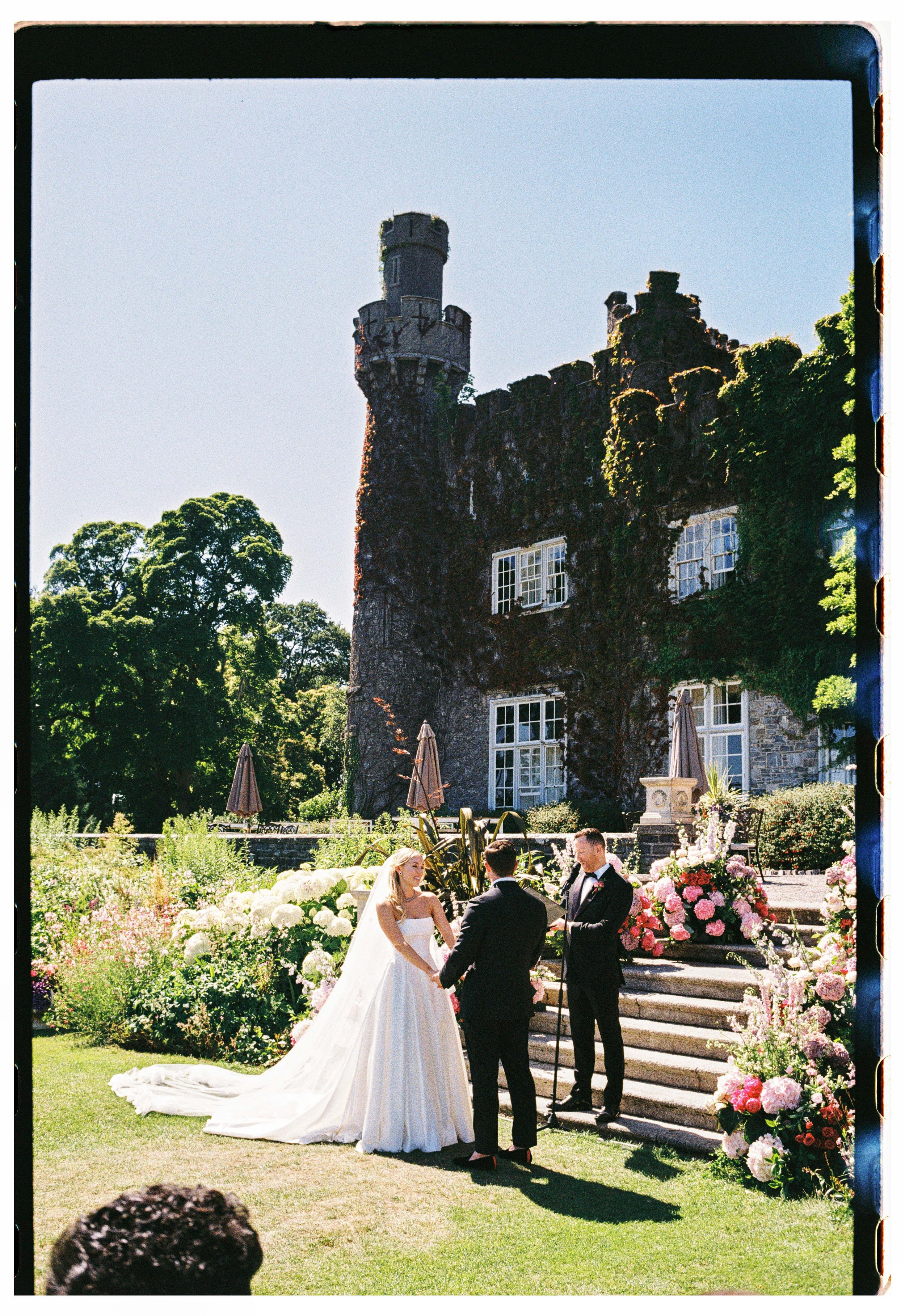 luttrellstown-ireland-wedding-analogue-21.jpg