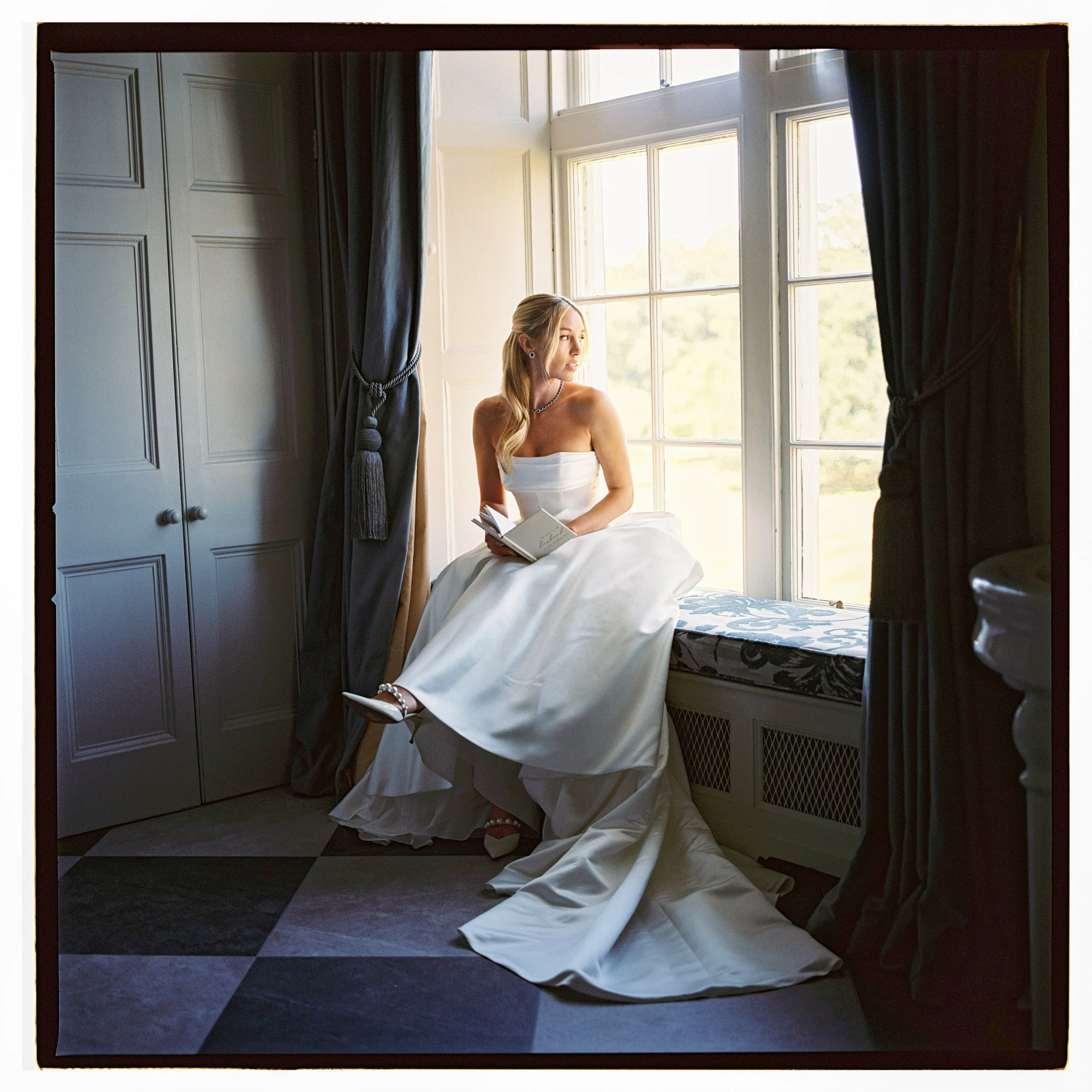 luttrellstown-ireland-wedding-analogue-57.jpg