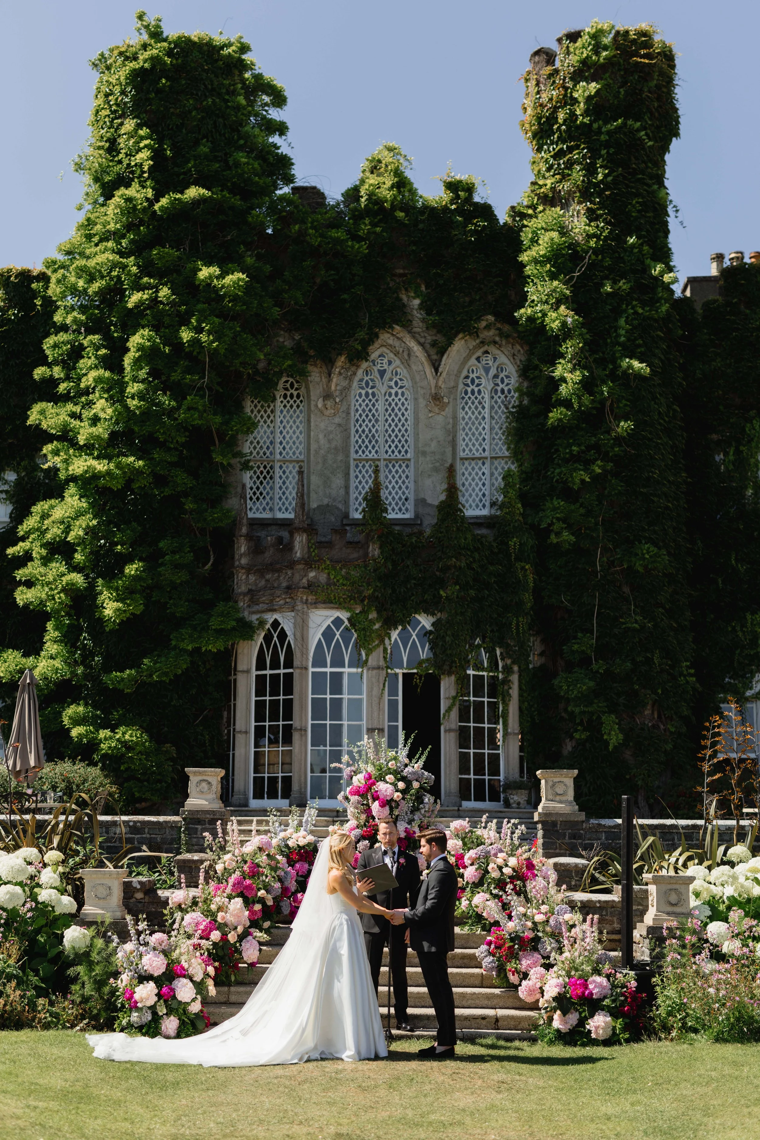 luttrellstown-castle-luxury-wedding-194.jpg