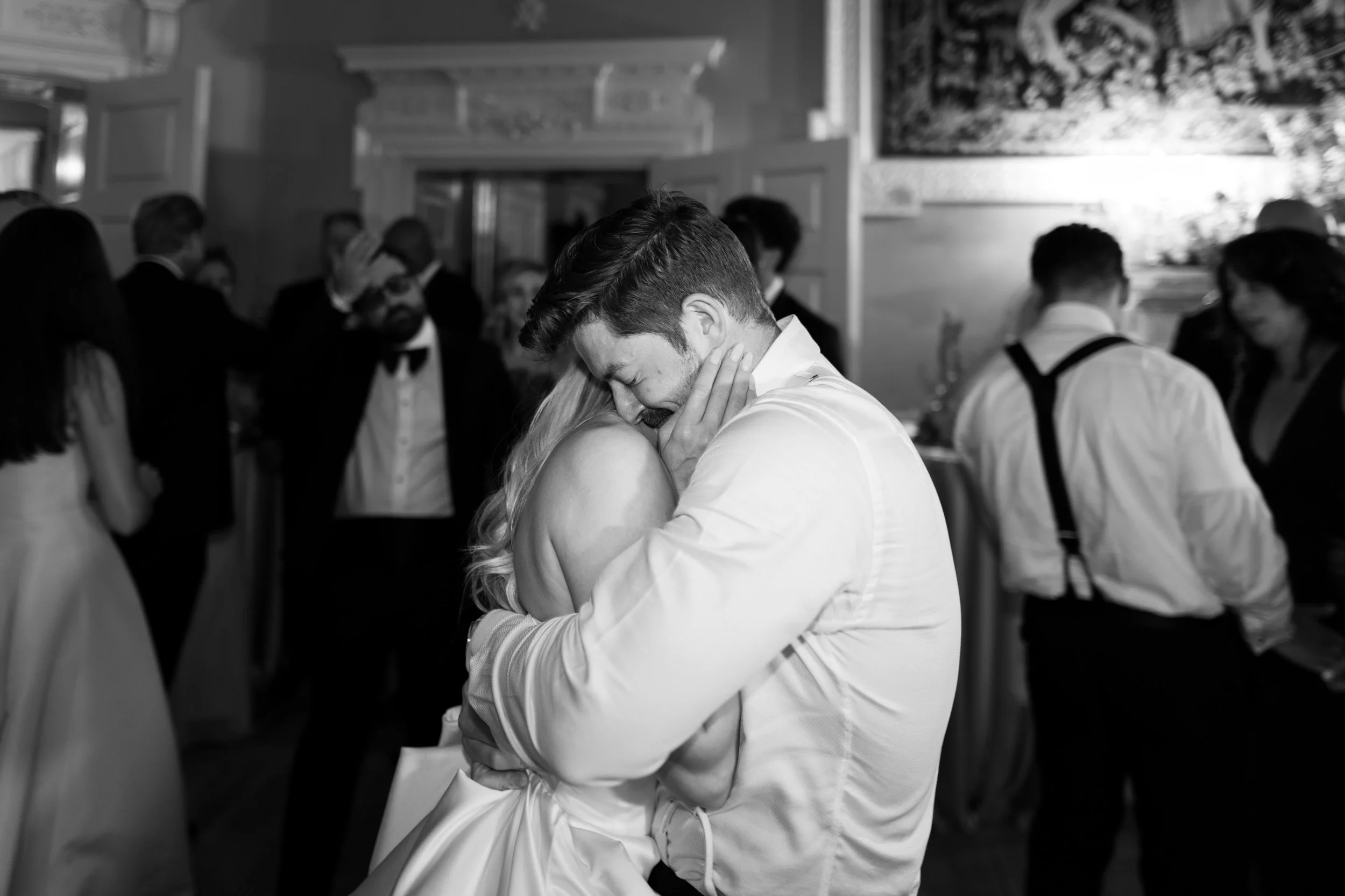 luttrellstown-castle-luxury-wedding-285.jpg