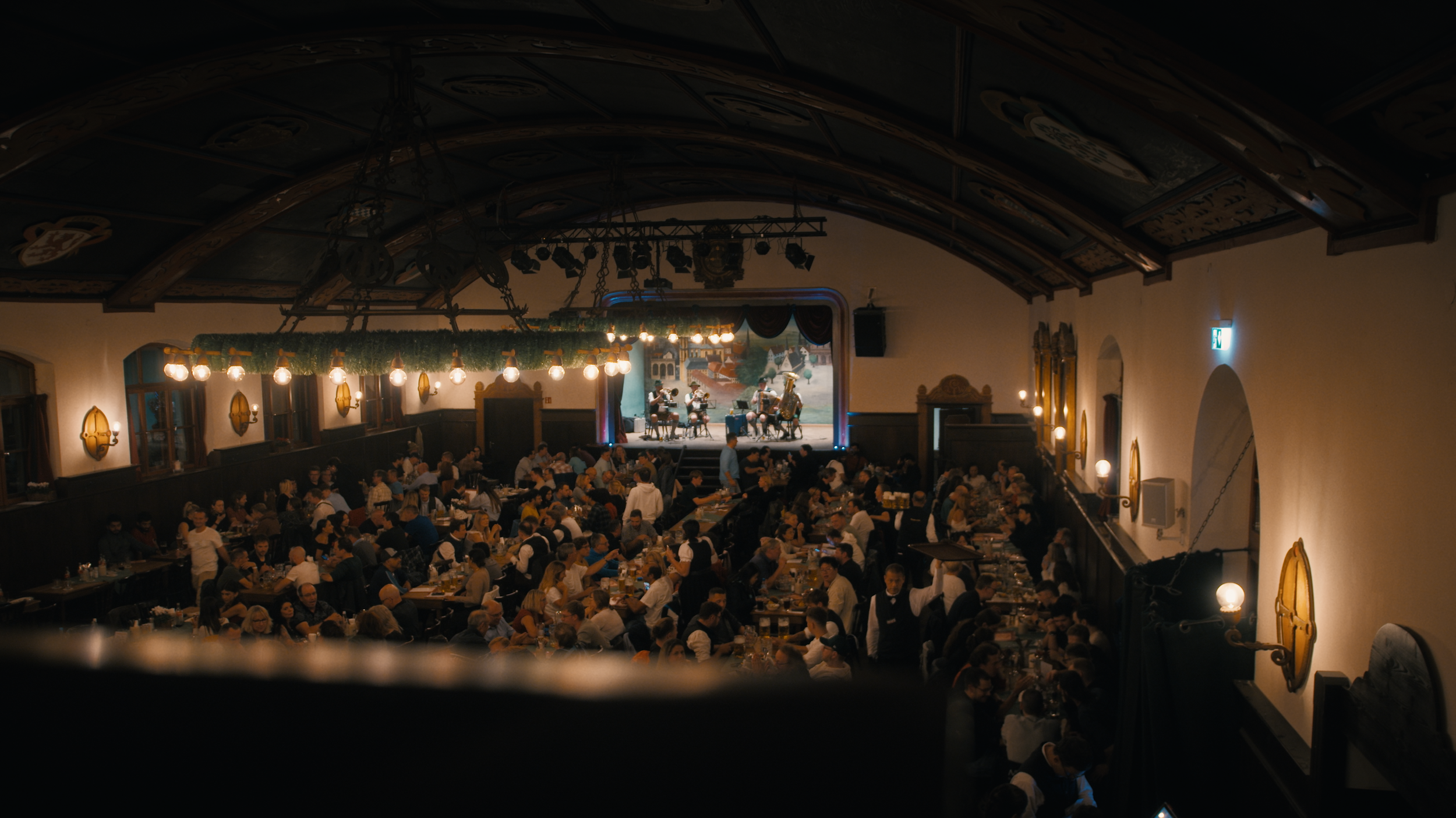 BSTRD_GF_München_16x9__ProRes422HQ.00_01_21_19.Still010.png
