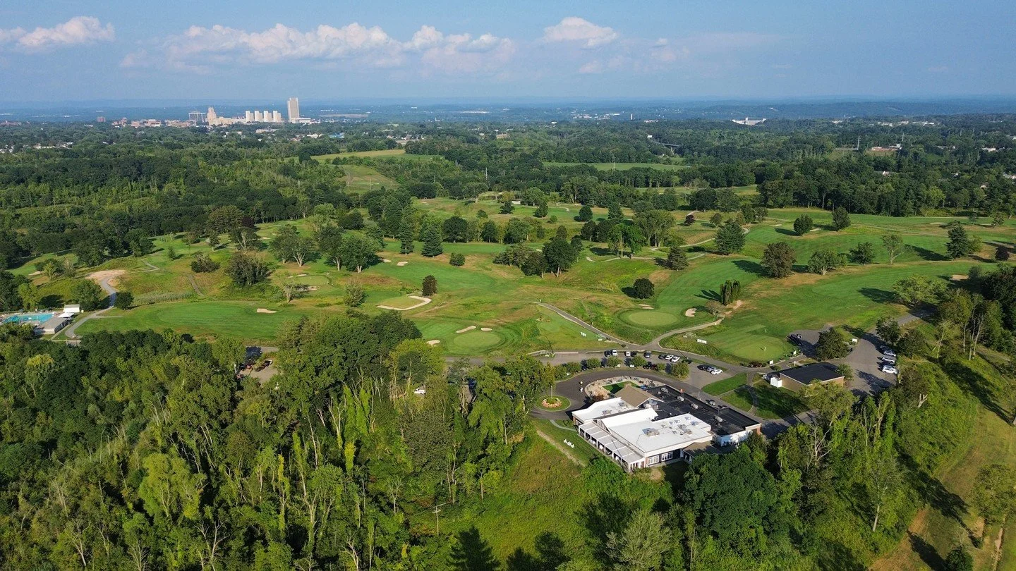 When your course looks this good, you have to show it off. Normanside is serving looks from every angle ⛳️