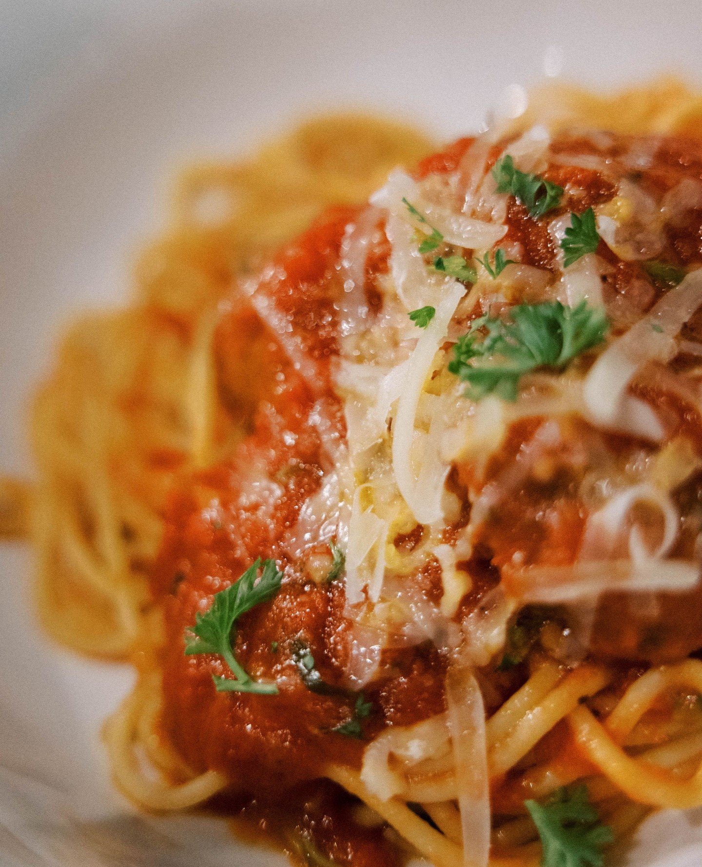 A classic like spaghetti and meatballs never goes out of style, especially when it&rsquo;s only $5 🍝⁠
Every Thursday from 4PM to close. Make a reservation.