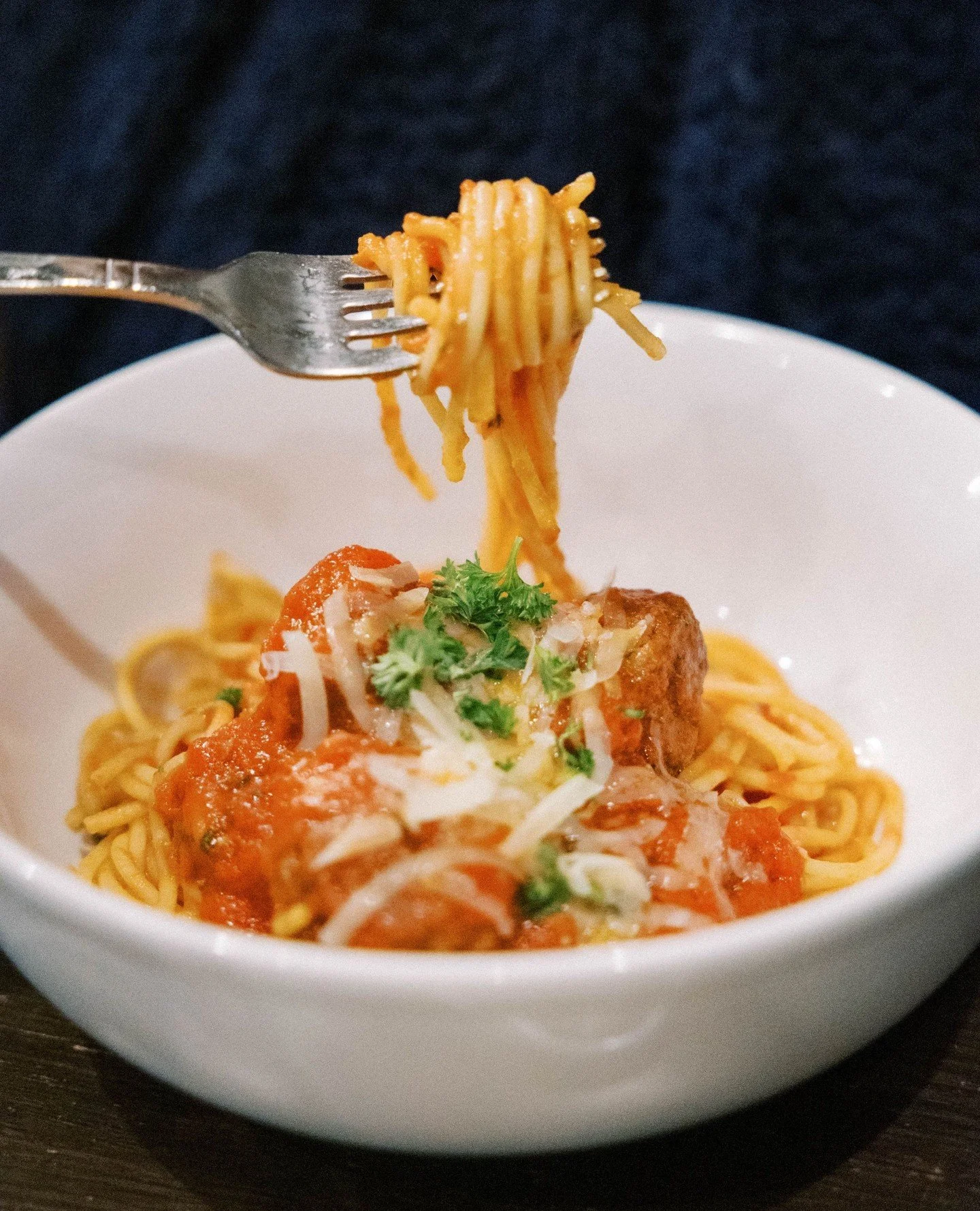 Tonight&rsquo;s dinner..🍝⁠
Spaghetti and meatballs for just $5, starting at 4PM. An easy yes for dinner plans.