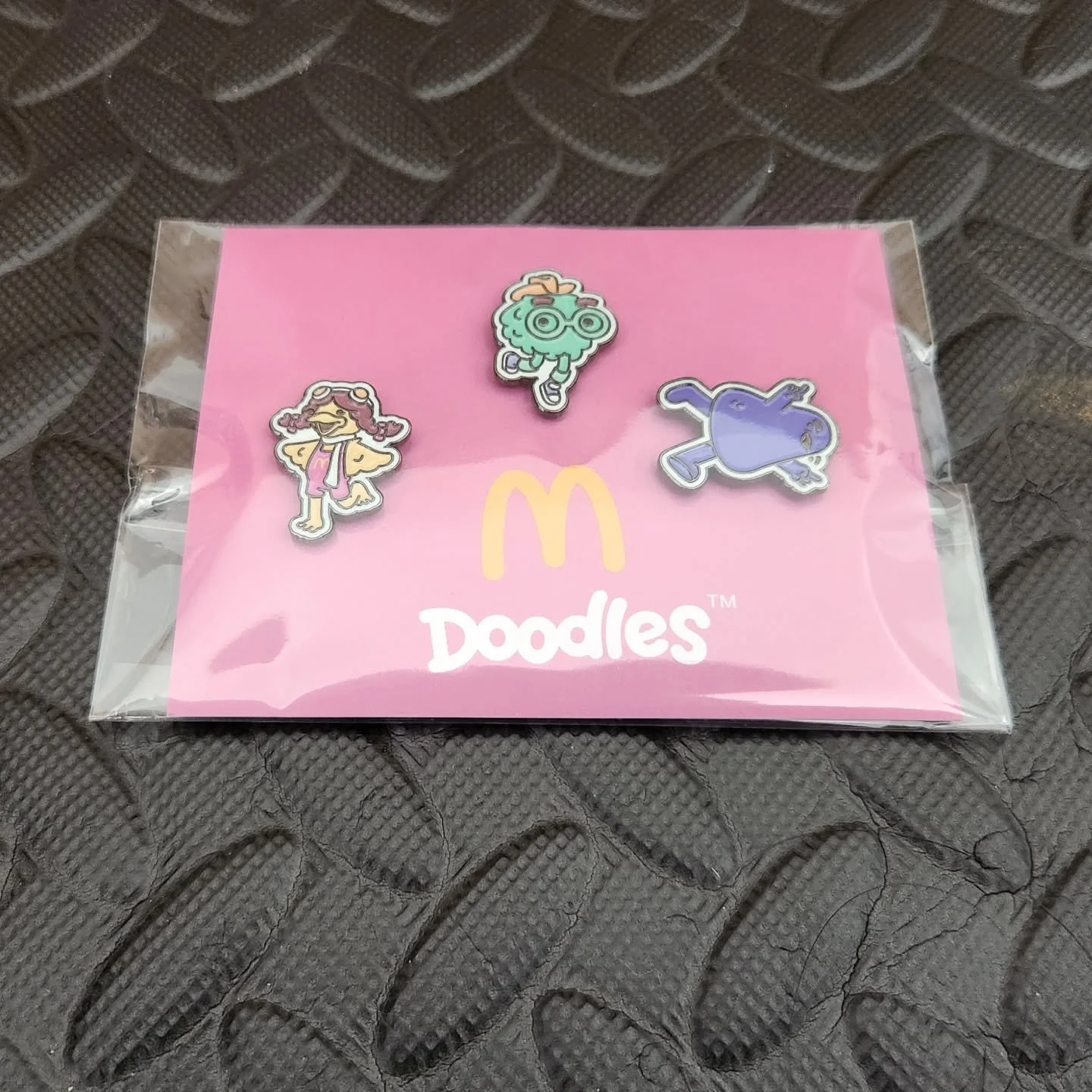Doodles NFT x McDonalds limited edition enamel pins 

#crypto #clothing #retro #cryptoclothing #doodles #web3 #web3clothing #blockchain