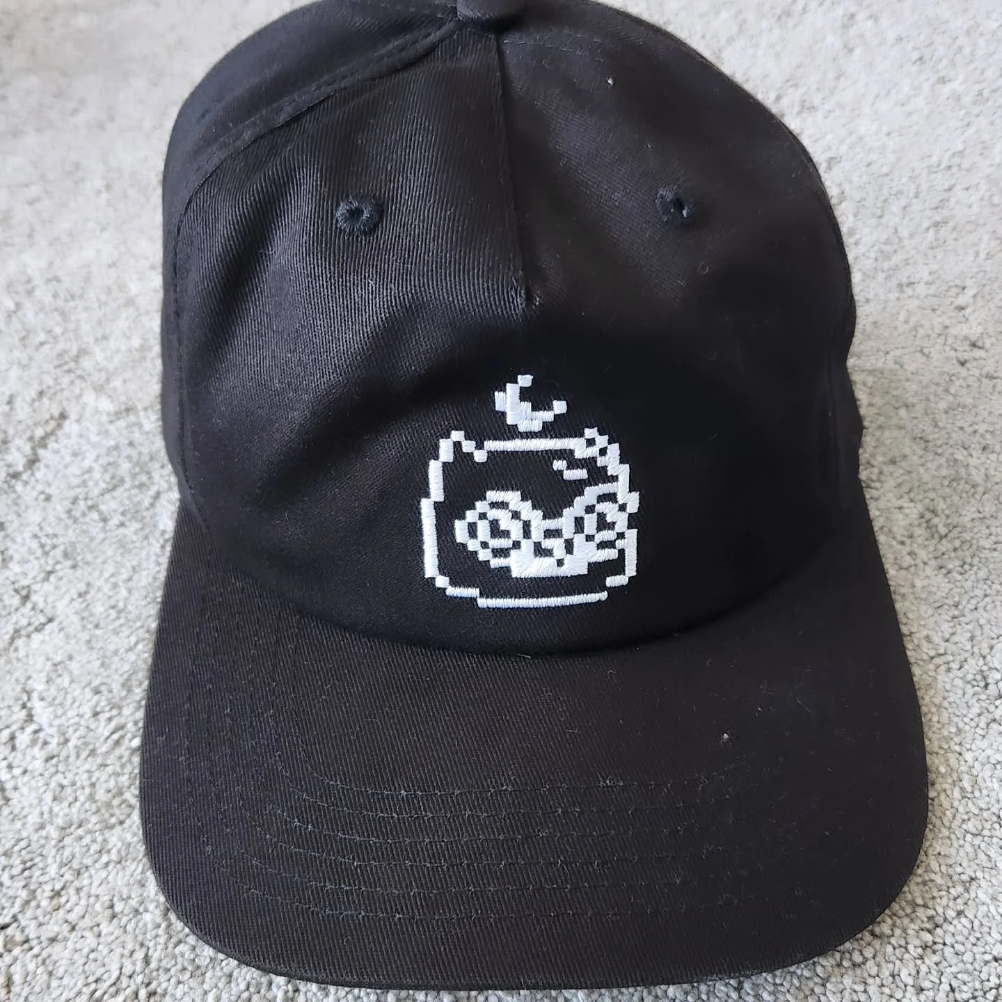 Moonbirds NFT baseball cap 

#crypto #clothing #retro #cryptoclothing #baseballcap #web3 #web3clothing #blockchain