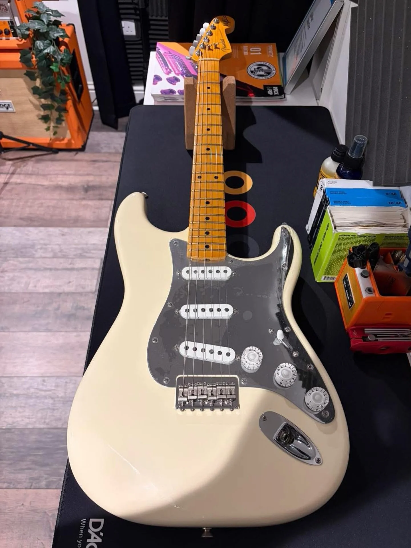 Had this @fender Nile Rodgers Signature Strat &lsquo;The Hitmaker&rsquo; on the bench for a restring and setup. Everything dialled in for smooth, effortless playability &mdash; ready for tight rhythm work and endless groove 🕺✨🎸

#GuitarSetup #Restr