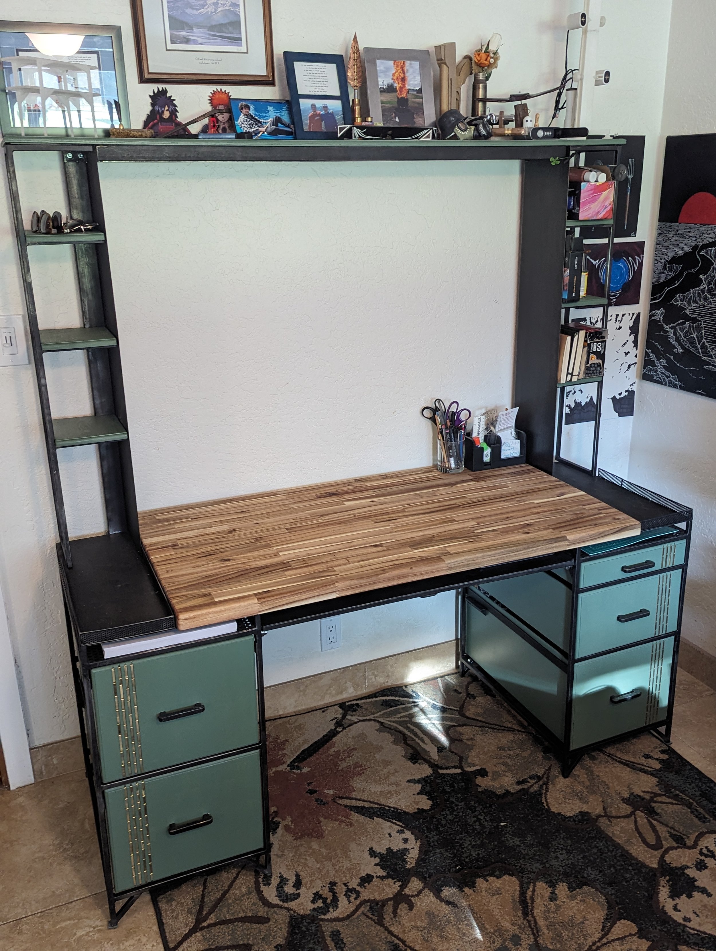 my desk.jpg