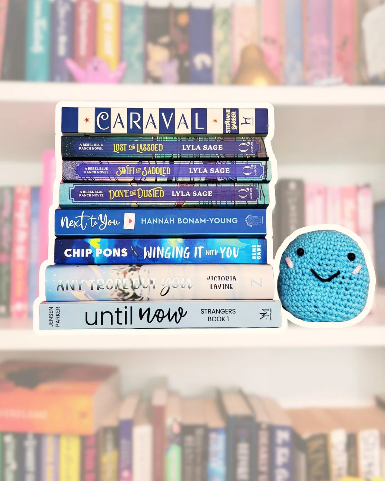 b l u e  m o n d a y
I’m not actually blue today. My mood is good and my day’s been fine, but I thought I’d start this week with a blue stack anyway.
This week, I’m focusing on my TBR.
QOTD: Which of these should I prioriti