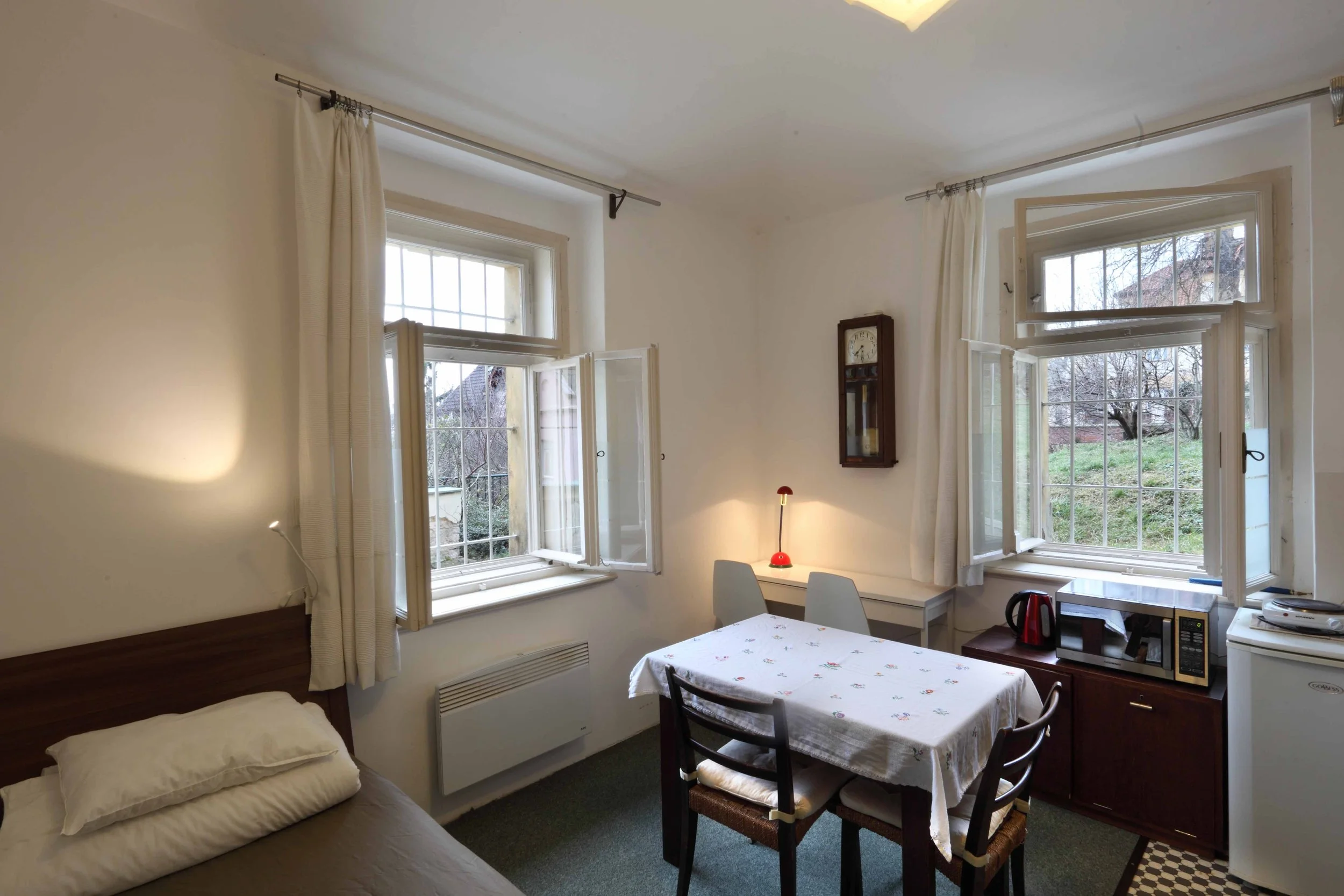 Garsoniéra, 1+kk, 29 m², Dykova, Praha 10