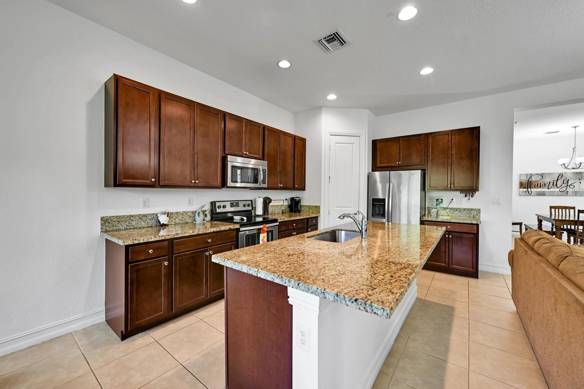 122 SW 127th Terrace 00018.jpg