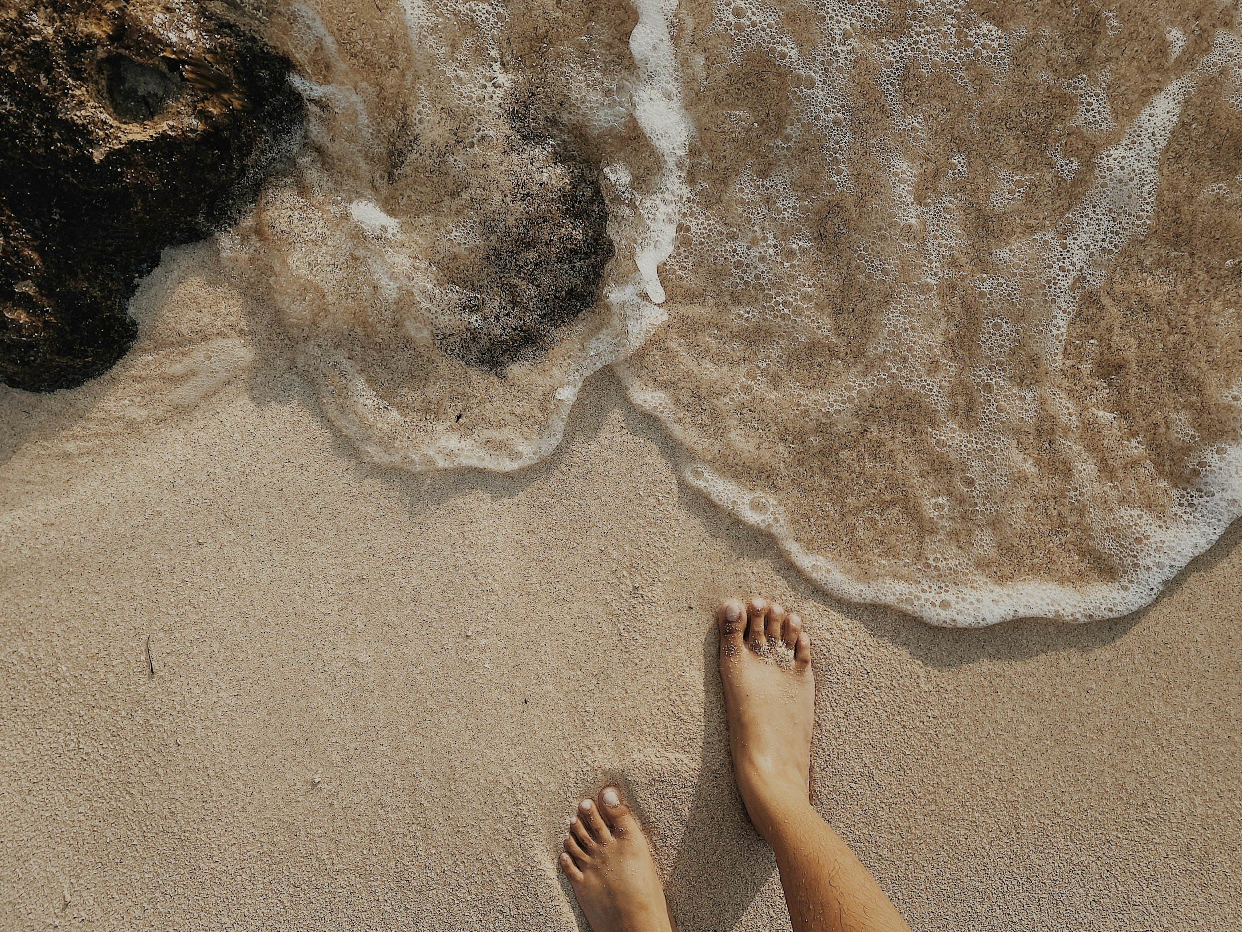 The Power of Grounding: How to Return to the Present When Life Feels Overwhelming