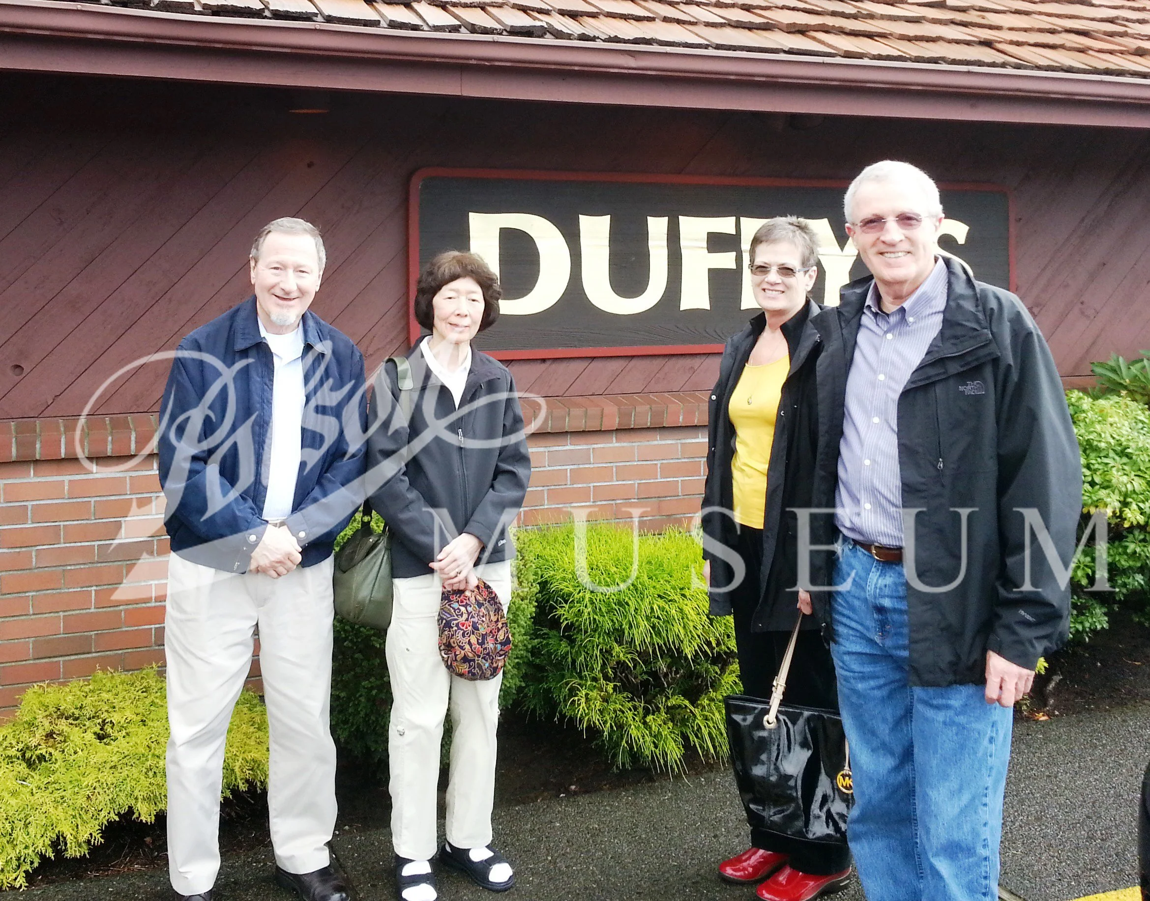 Doug and Phyllis Osheroff, Pat Oleachea and Tom Quigg - Tom Quigg photo