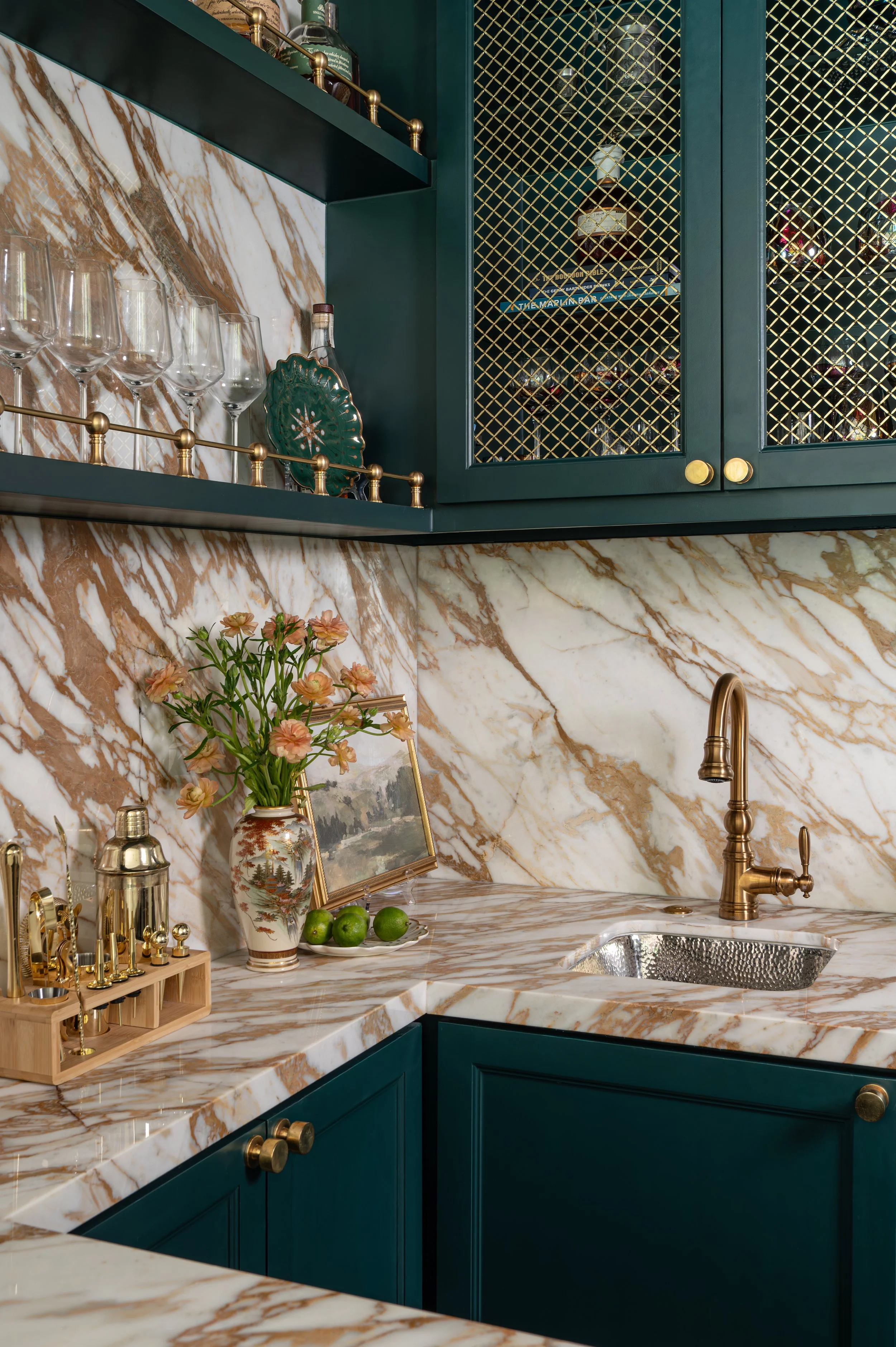 Heirloom Bar 3.jpg