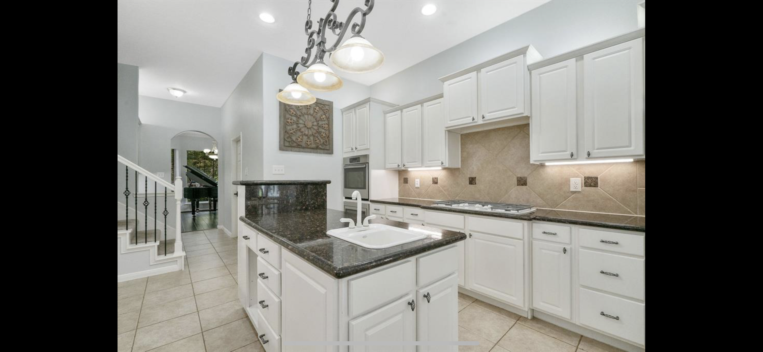 Kitchen 4.PNG