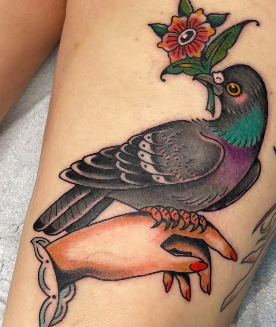 Woman tattoo artist in San Diego, Female tattoo artist in North Park, Queer owned and Women owned tattoo shop in San Diego, Top woman tattoo artist in San Diego