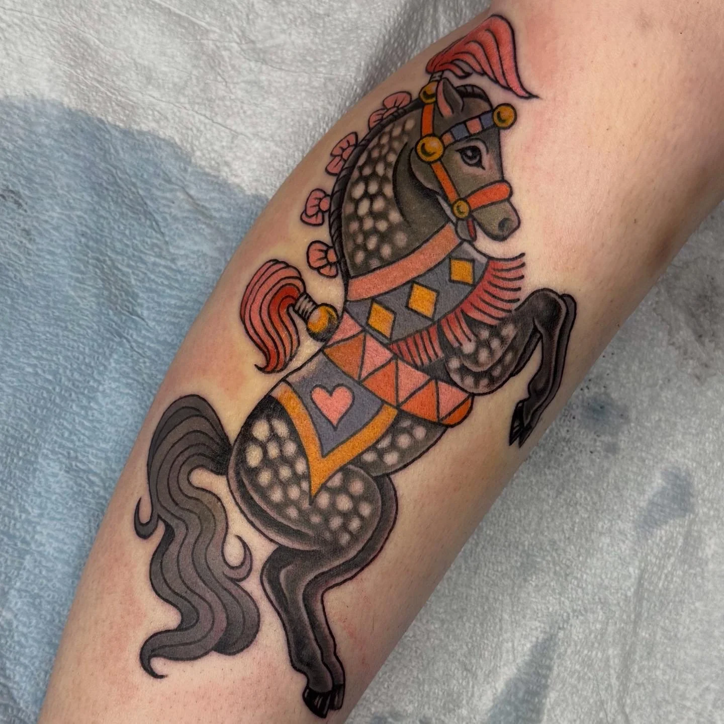 Lauren Skinker, Woman tattoo artist in North Park, San Diego. Traditional tattoos in San Diego 