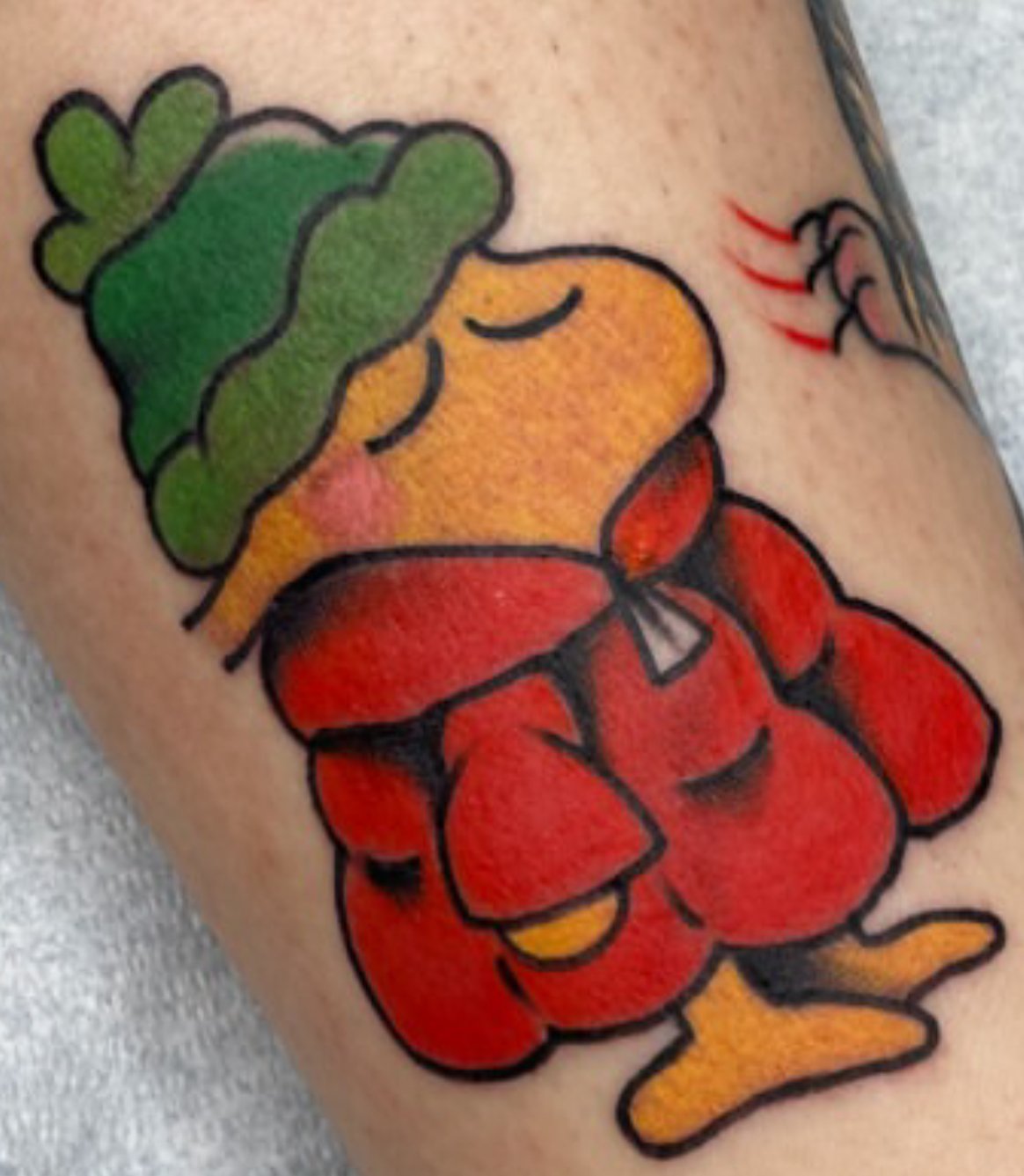 Woman tattoo artist in North Park, female owned queer owned POC owned tattoo shop in San Diego, Lauren
Skinker Traditional Tattoo Artist