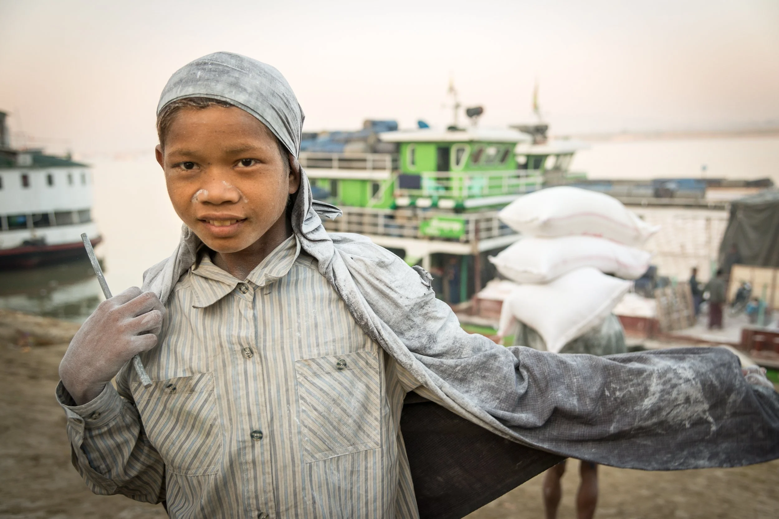 Joel Collins - Myanmar-1232.jpg