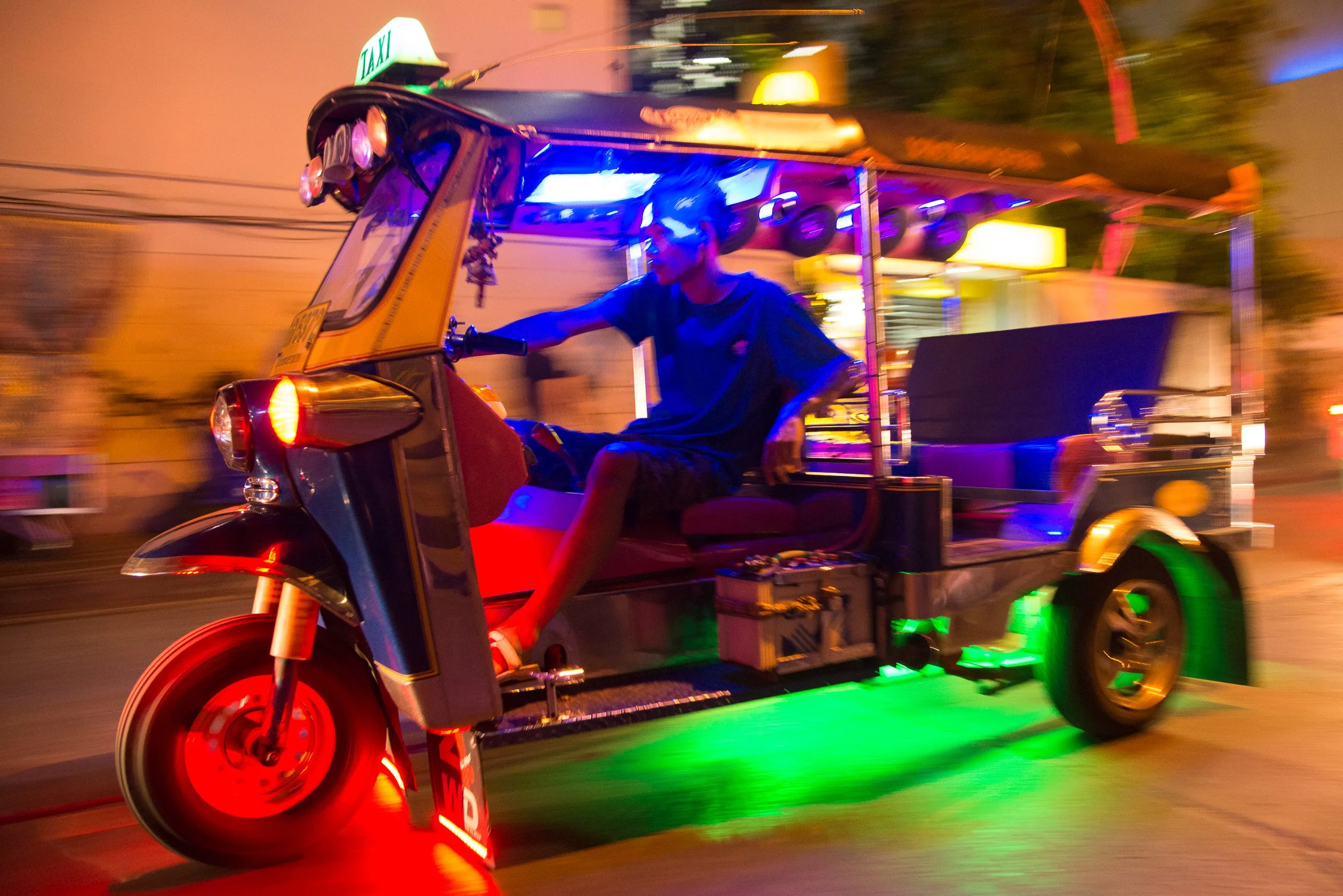 Joel Collins - Tuktuk-7214.jpg