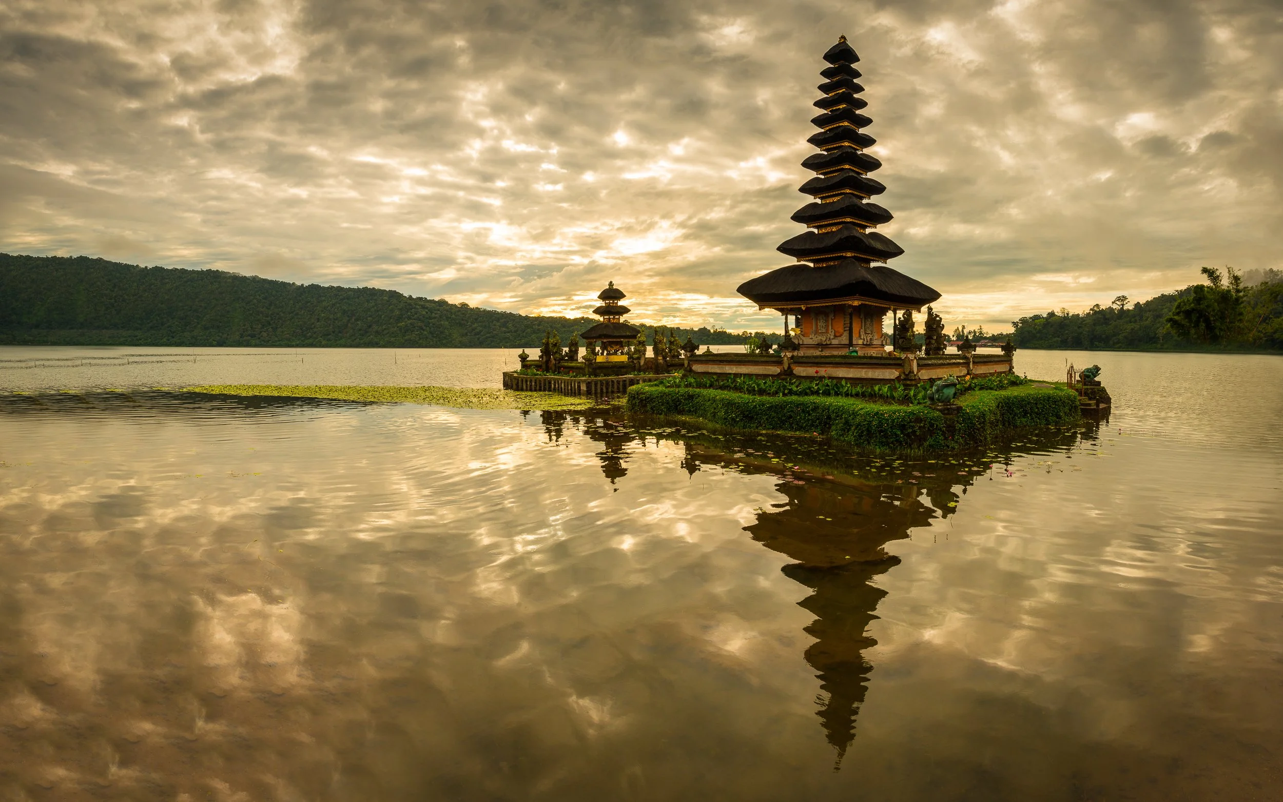 Joel Collins - Indonesia-2.jpg