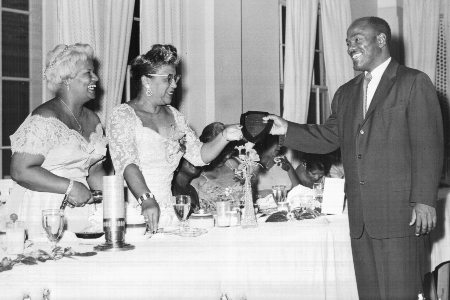 Award from “Natural Beauty Culturists’ League USA”