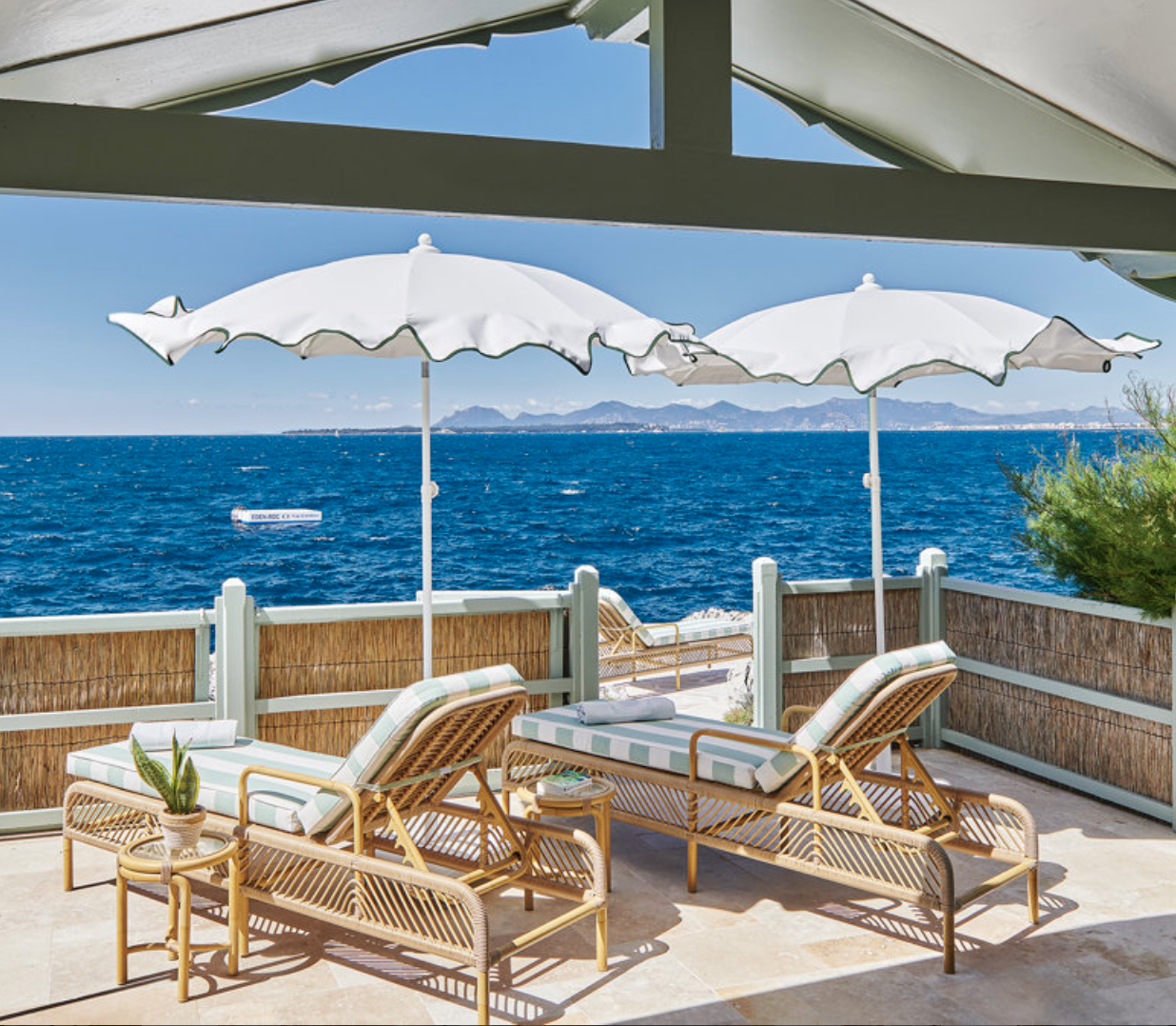 french riviera hotels 3.png