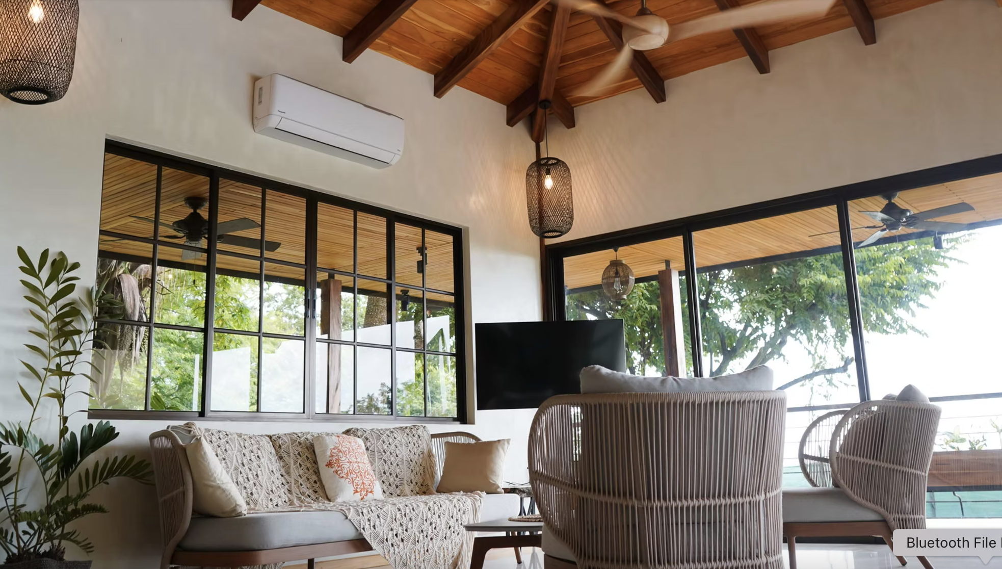 selva boutique resort.png