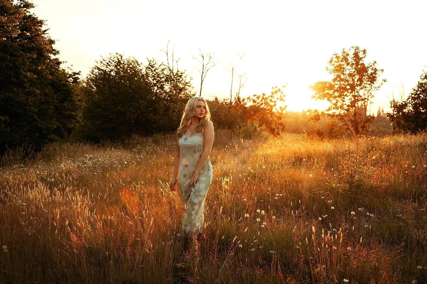 And this is why I push golden hour for shoots so hard 🥹✨😍

.
.
.
.
.
.
.
.
.
.
.
.

Keywords____________________________
Portland senior photographer Sherwood photographer, Wilsonville  photographer, West linn  photographer, lake Oswego photographe