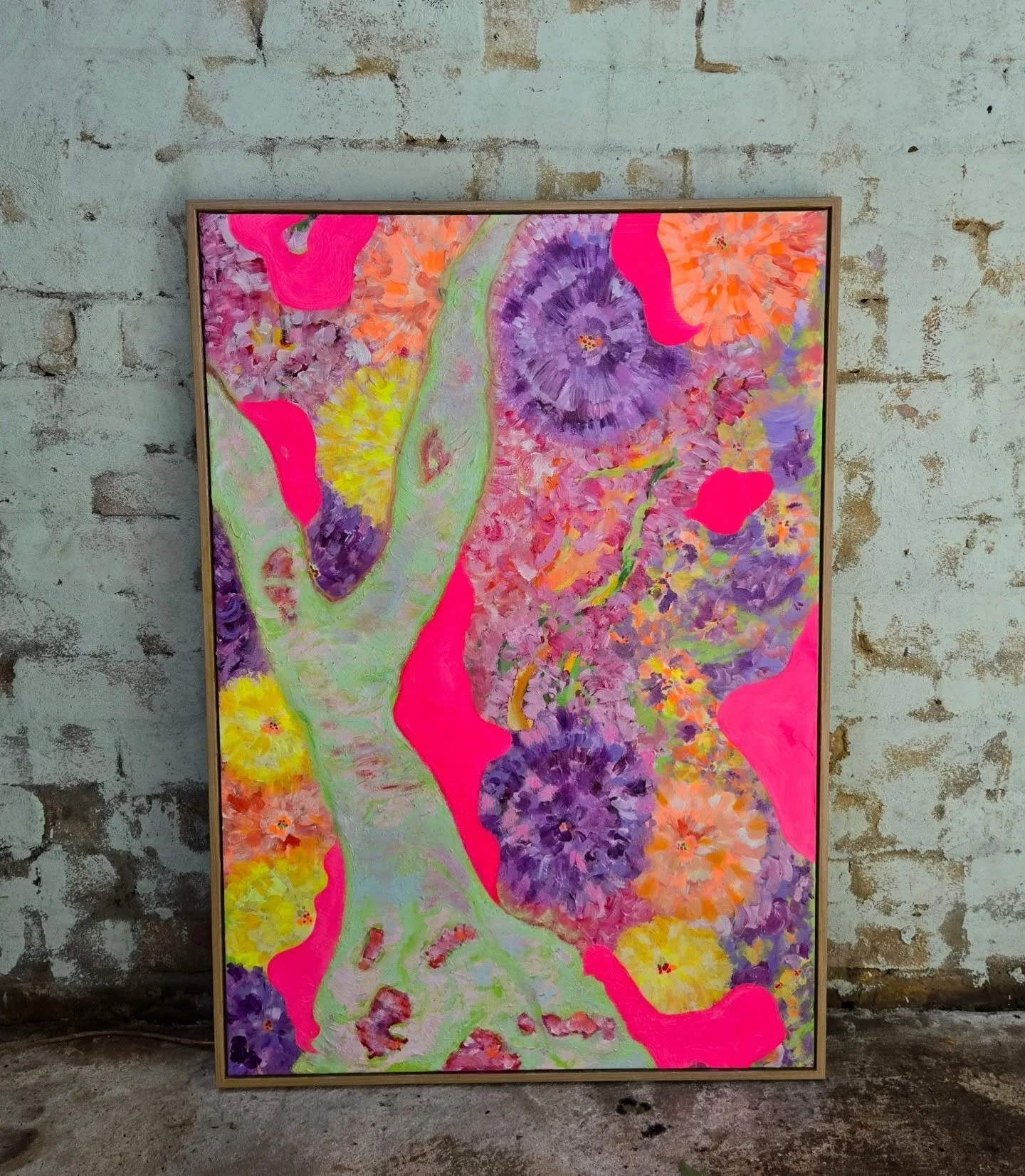 gumnut bebe
(2025)
brza doll
acrylic & oil pastel on repurposed canvas, mounted in floating frame, ready to hang
72.5 x 101 x 3cm (frame incl.)
a vivid, layered abstract work exploring colour, nature, fantasy, memory, & play.
availabl