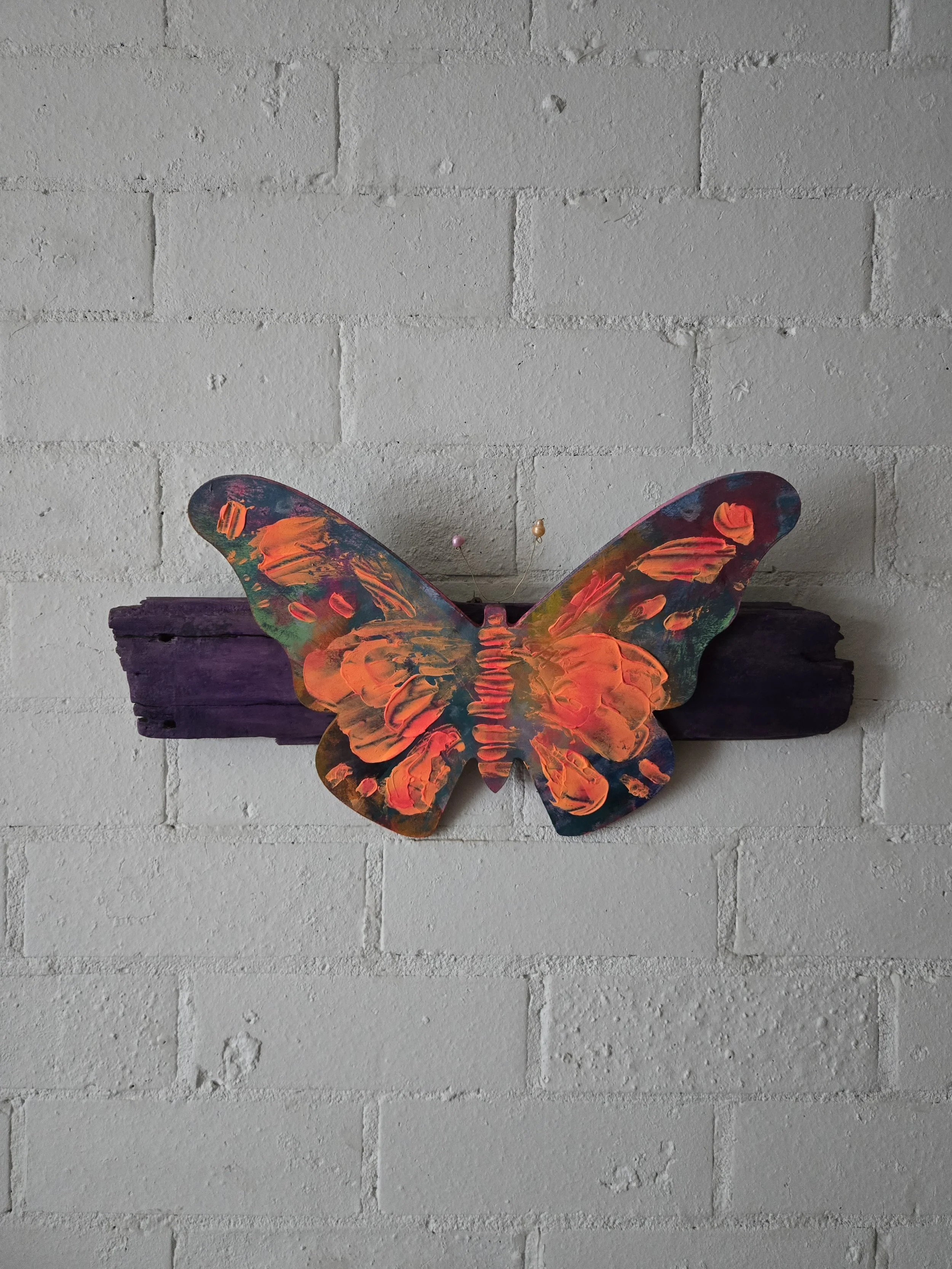 glowwormgrown_brzadoll_detail 7.jpg