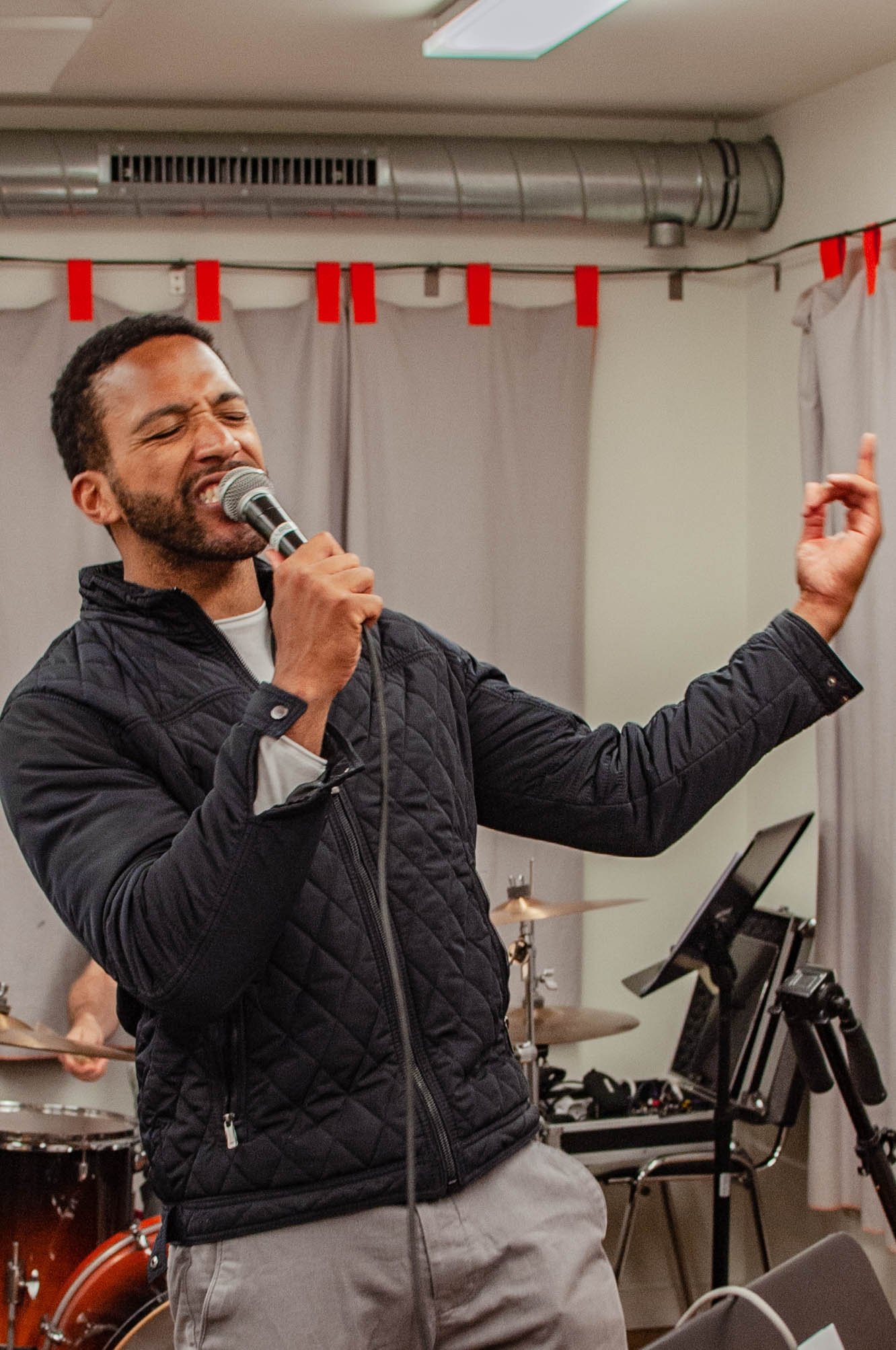 Cesár Sampson