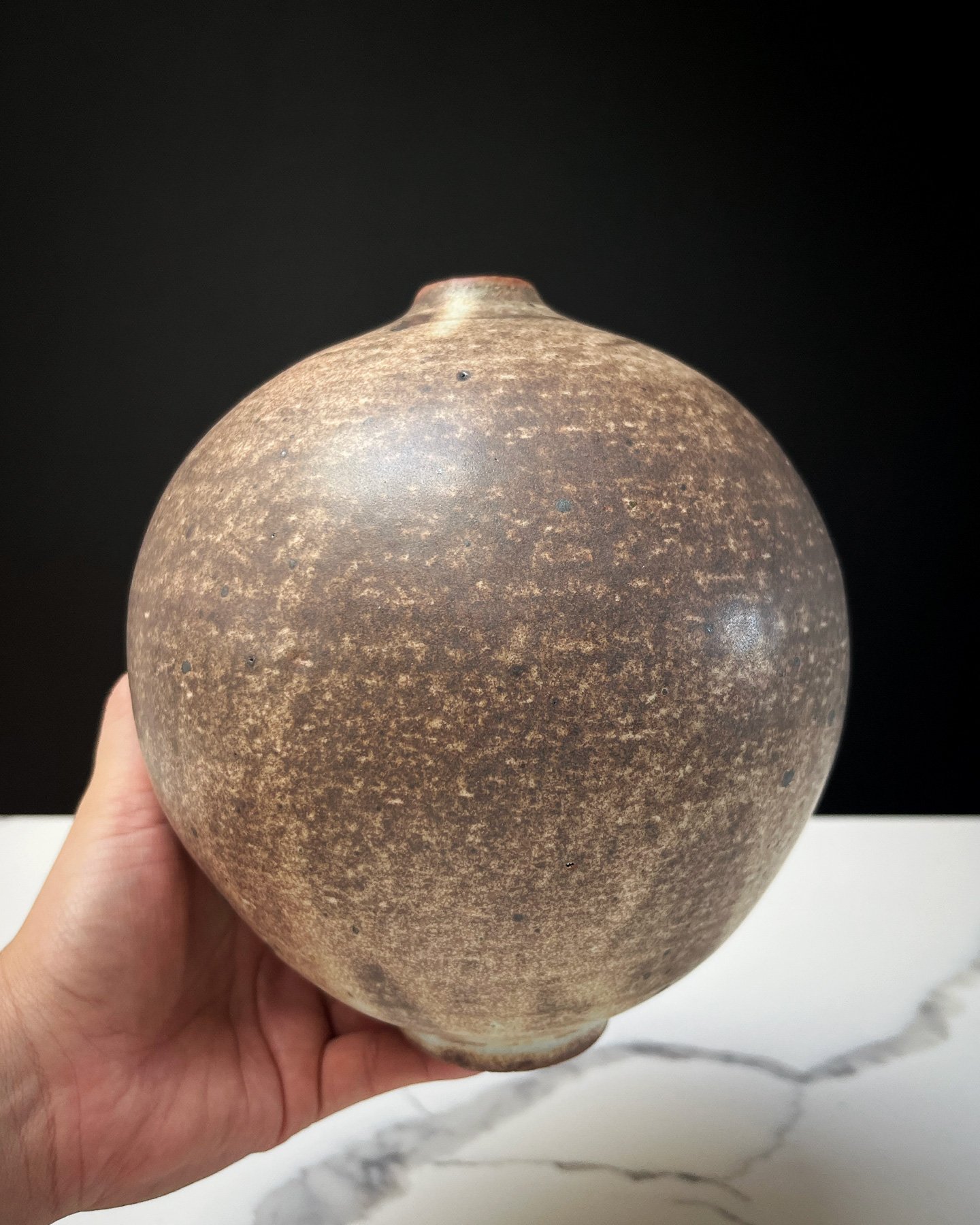 round-brown.jpg