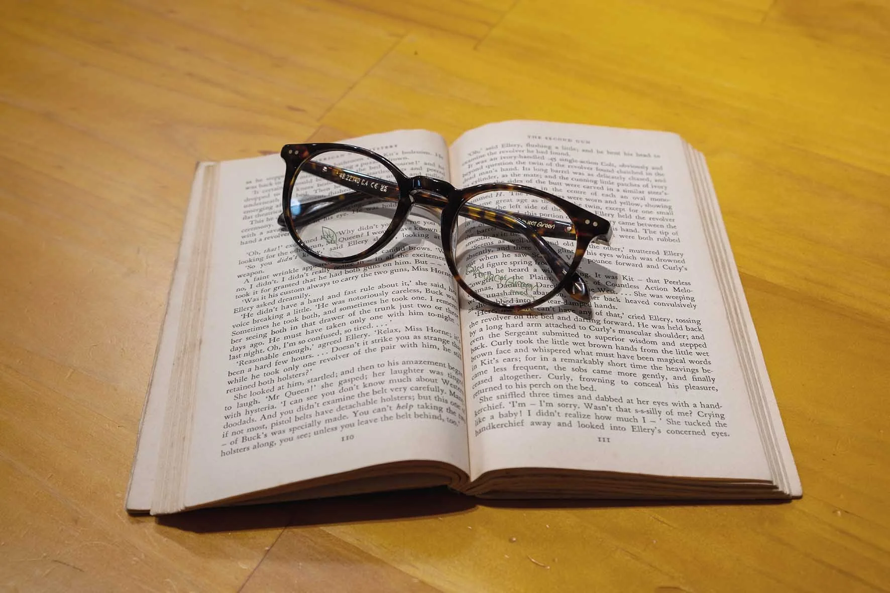 GlassesBook2.jpg