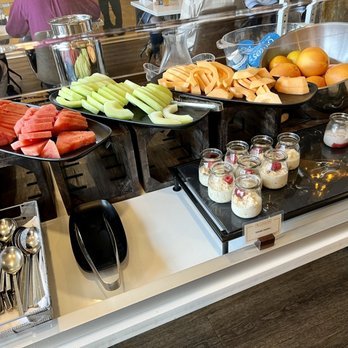 westin buffet.jpg