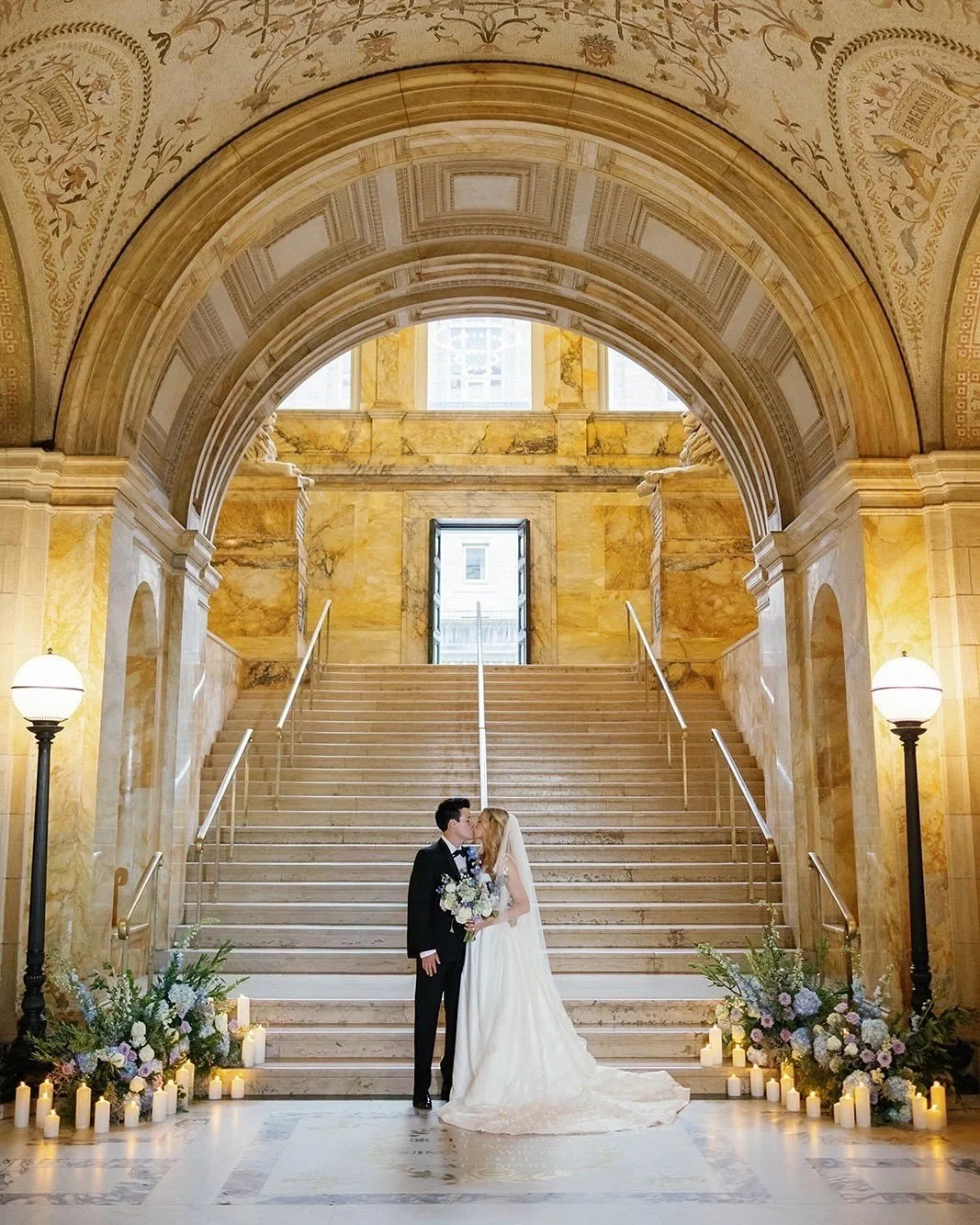 Scenes from Brian and Lizzie&rsquo;s September wedding at the Boston Public Library! In another life, Brian and I were coworkers, so it was incredibly fun to go from collaborating on data analytics projects to collaborating on his wedding flowers! 
⠀