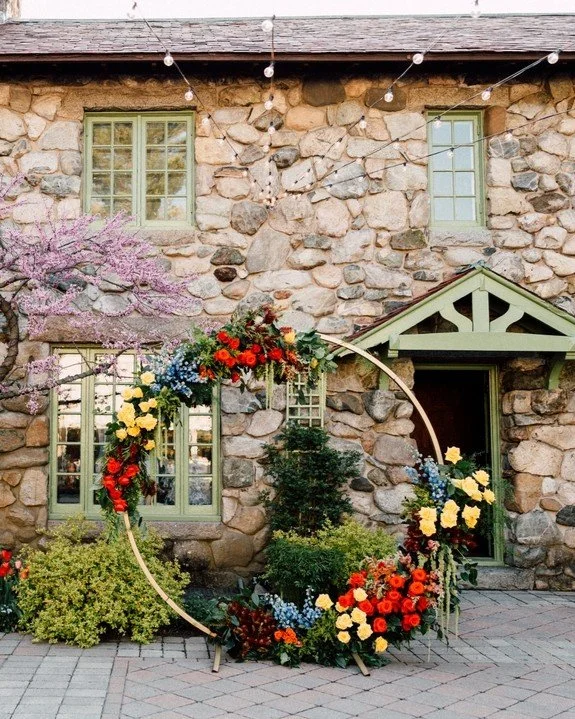 Another Round Up! Here are some of my favorite chuppahs/arches I&rsquo;ve done recently &ndash; from circular moon gates to abundant-as-heck chuppah designs to lush ground meadows. Designing for your ceremony is often my favorite part of the floral d