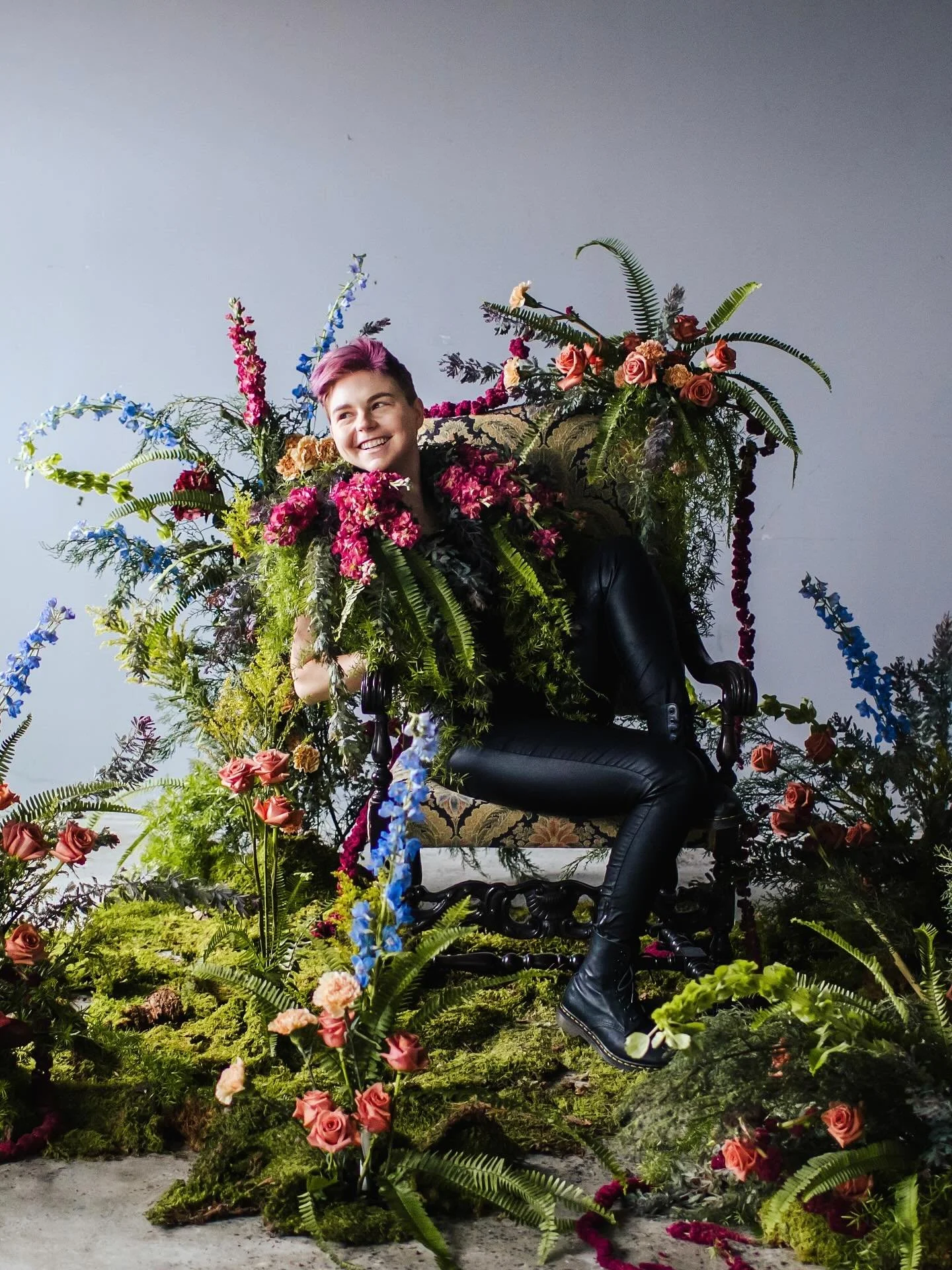 Hello internet friends! After a long and busy 2025 wedding season, I am planning to take a little social media break this December. But here&rsquo;s a little get-to-know me post for those that find my page while I&rsquo;m out and not actively posting