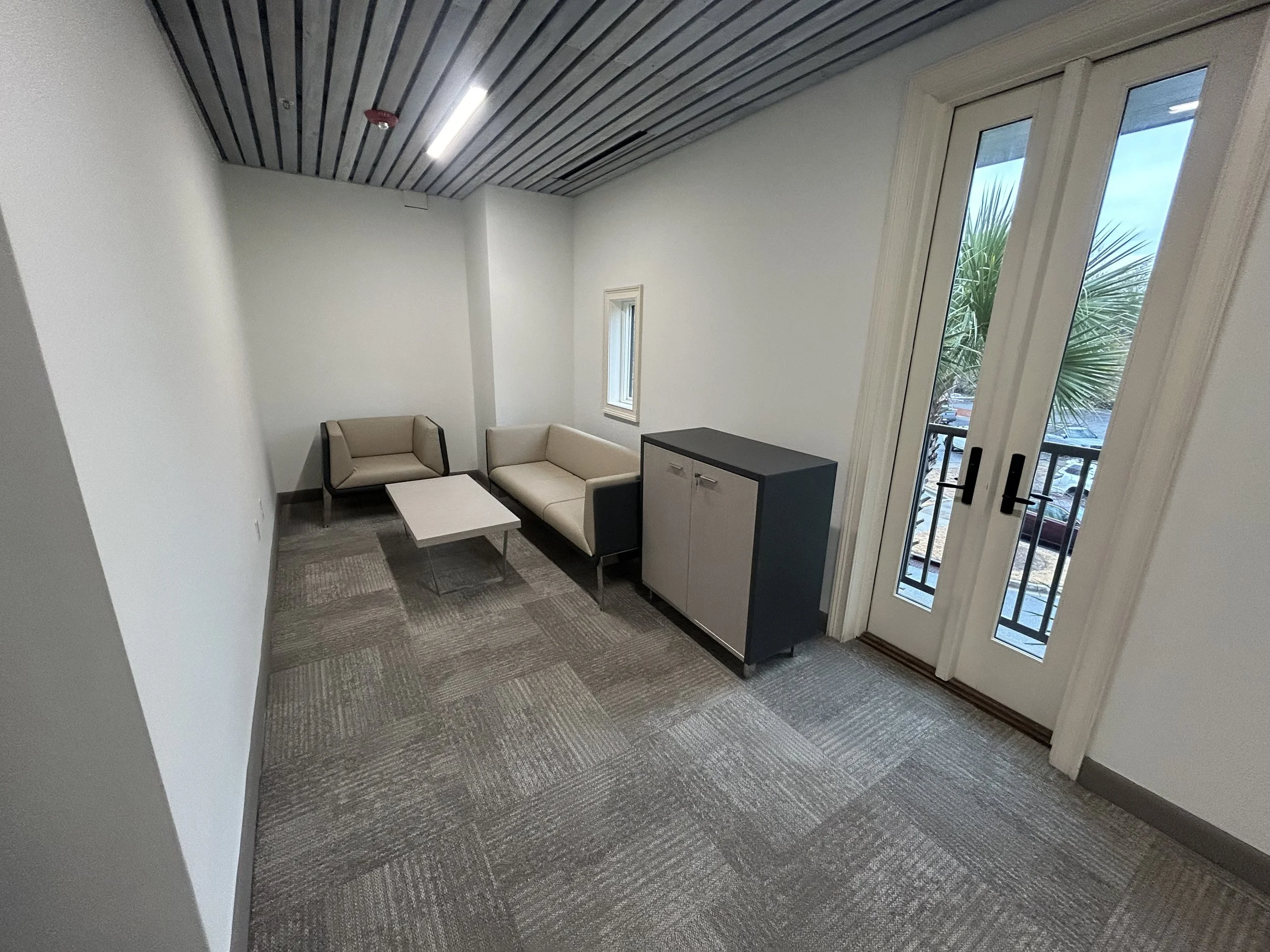 Congruent Office Space