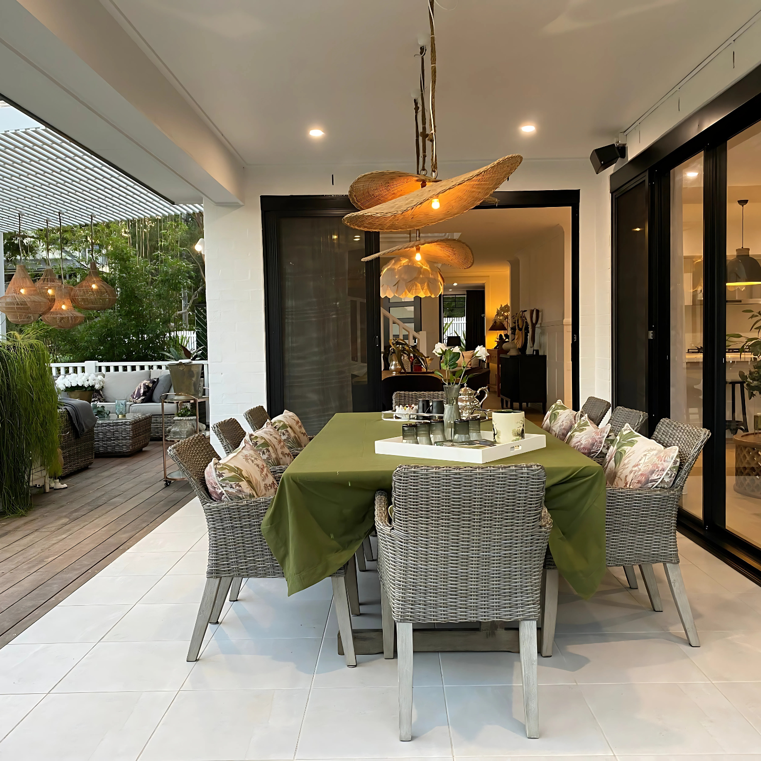 Outdoor Miowera  copy.png