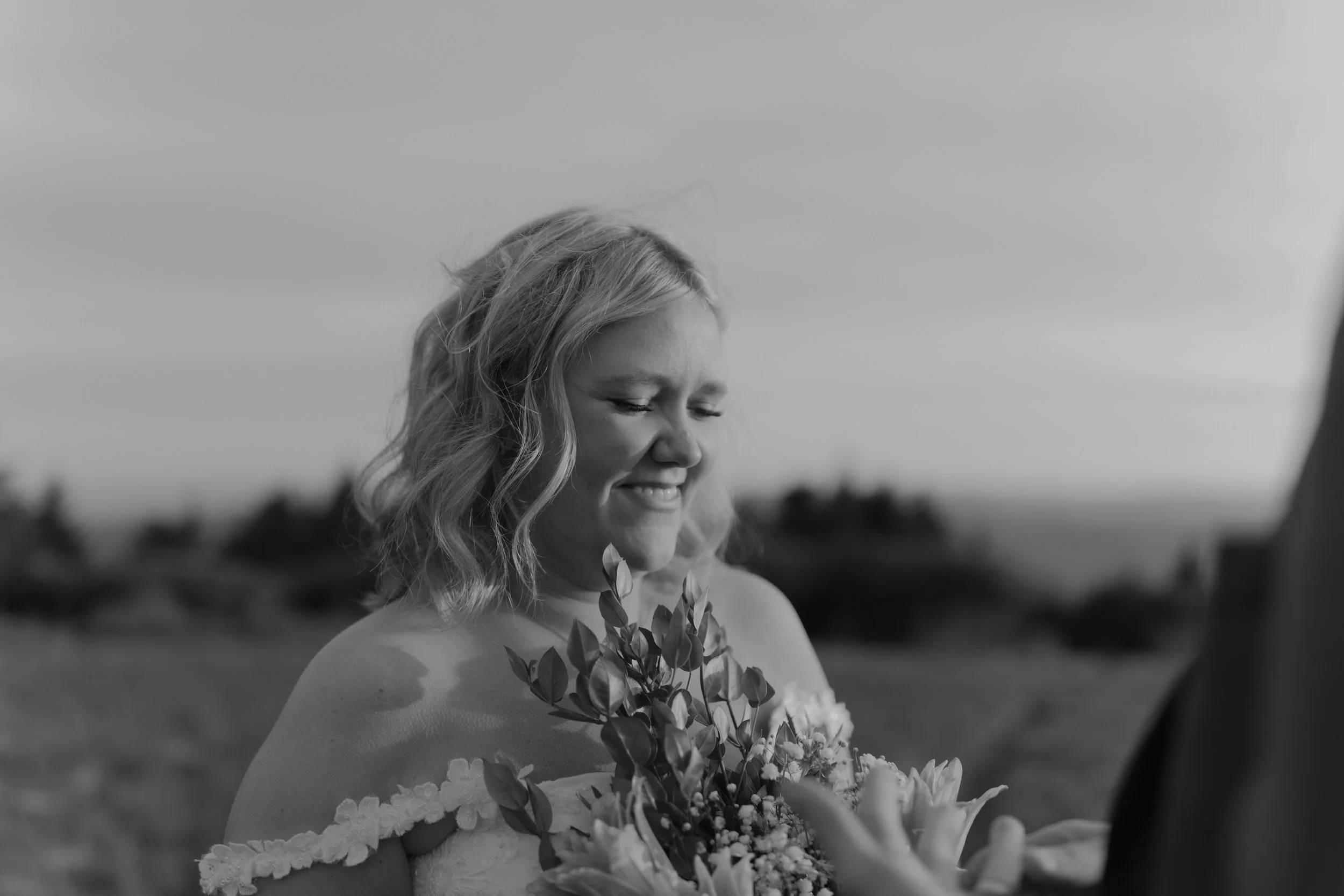 sunrise-roan-mountain-elopement-Tennessee