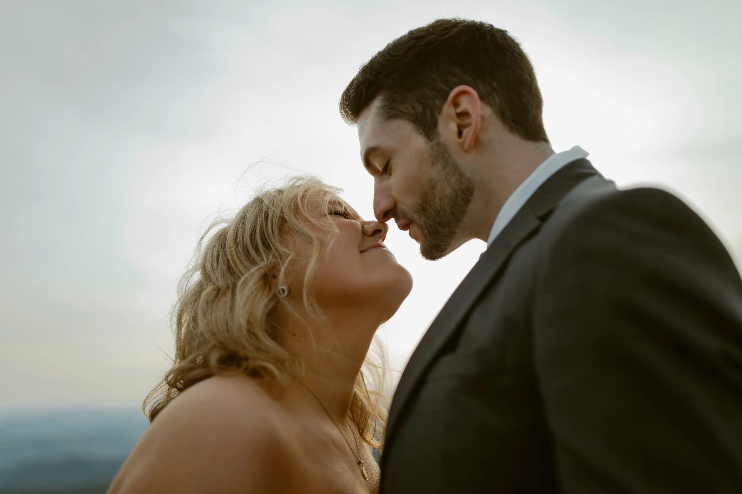 sunrise-roan-mountain-elopement-Tennessee