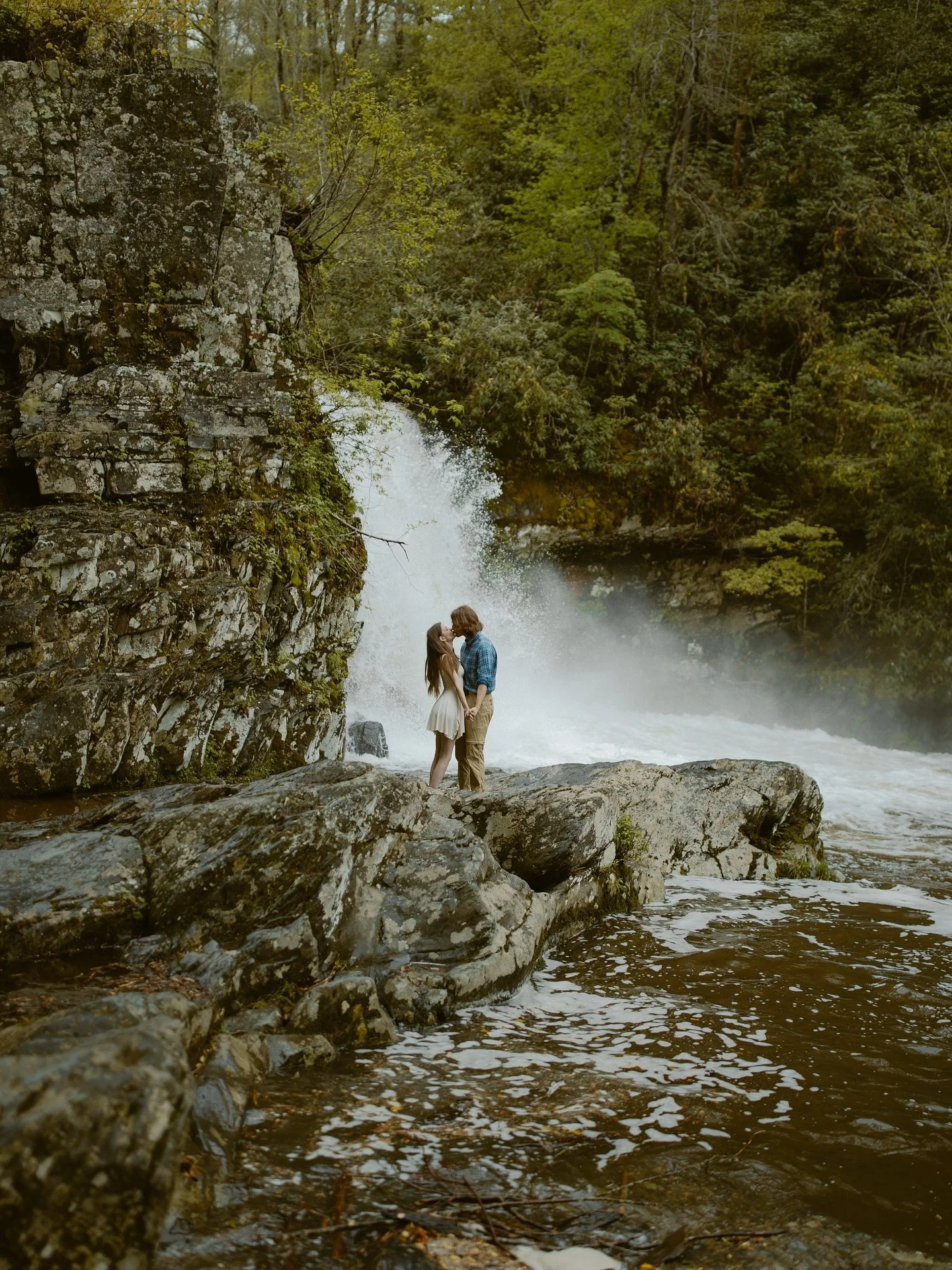 Proposals are basically our second favorite thing after epic elopements! ✨

Every time we get to help plan a surprise proposal, we feel like secret agents on a top-secret mission. We absolutely LOVE seeing guys go the extra mile for their girls&mdash