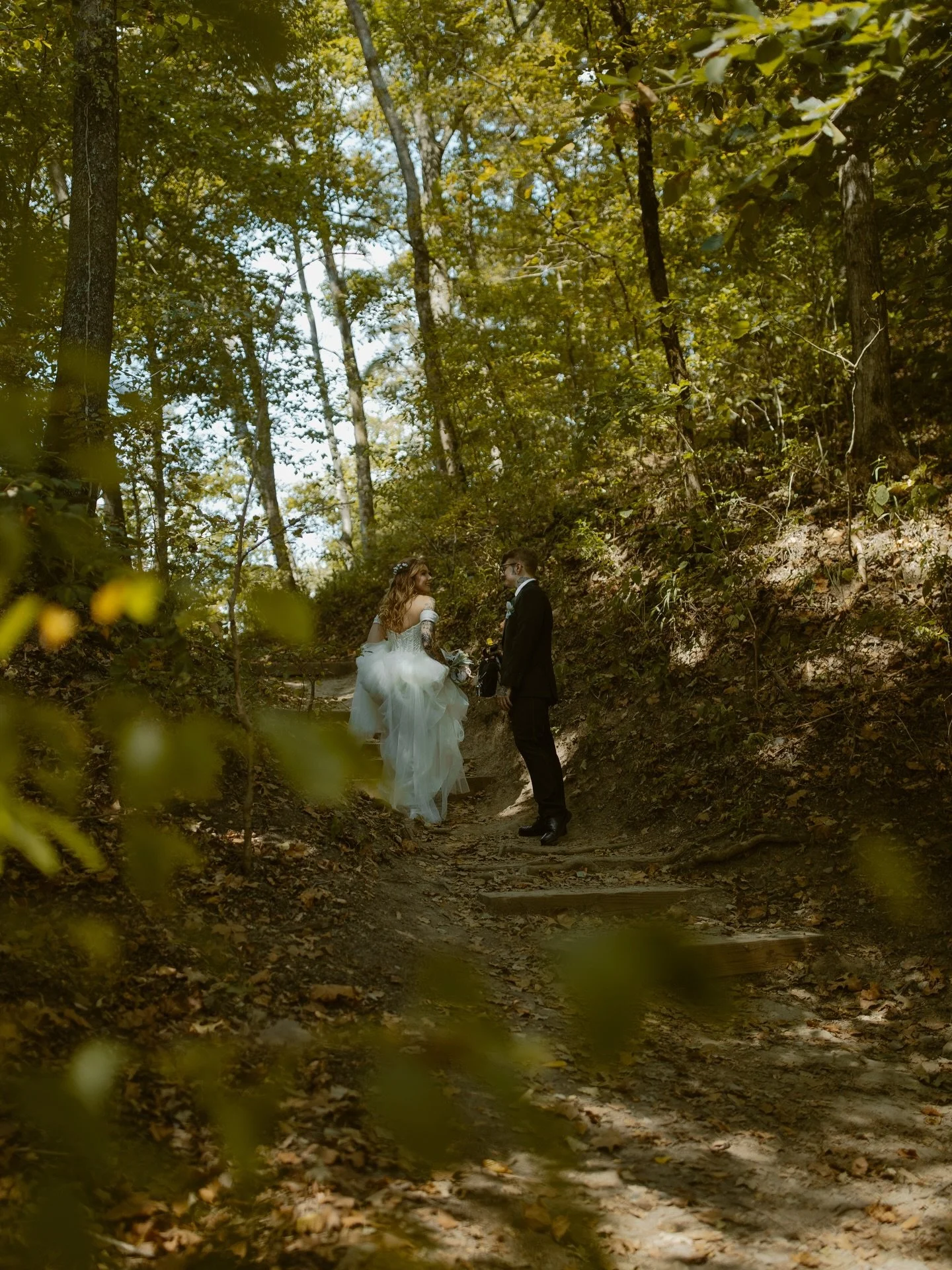 New Blog! ✨ 7 Things You Need To Know About Eloping In Tennessee. 

If you&rsquo;re in the very beginning stages of planning your elopement in Tennessee &mdash; whether it&rsquo;s this year or next &mdash; this can be super helpful! 

Our goal is alw