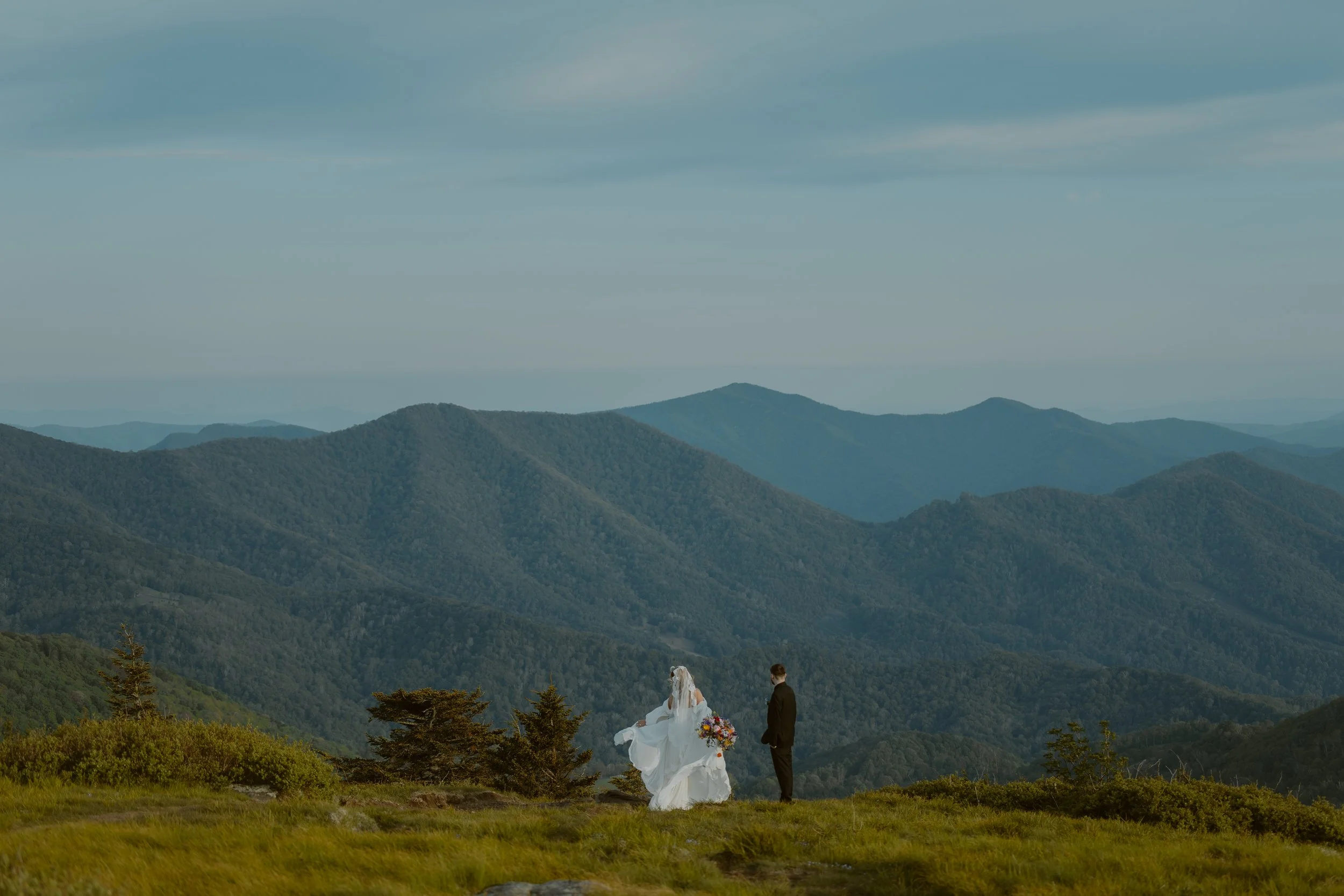 When to Elope in Tennessee 