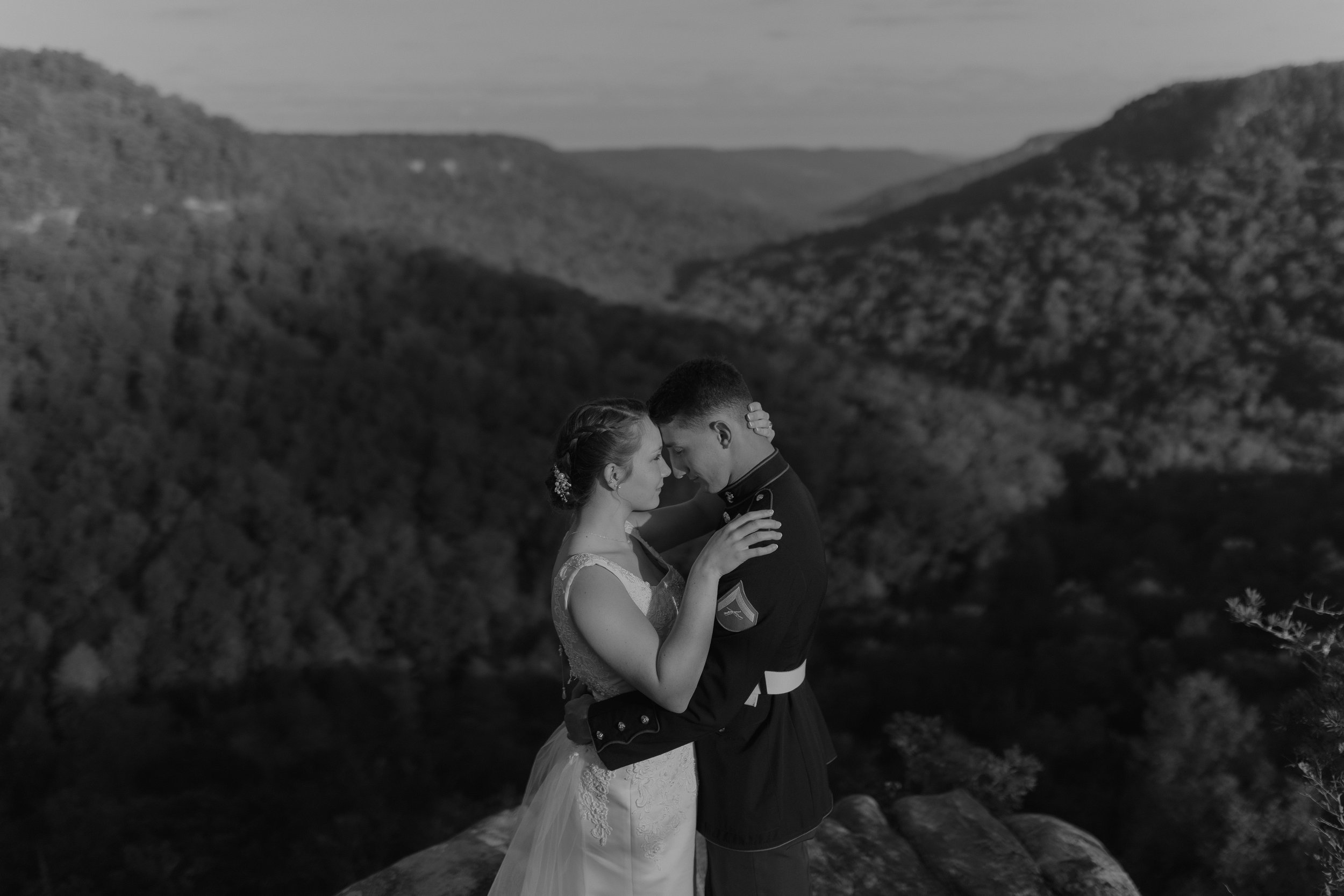 sunrise-adventure-elopement-fall-creek-falls-TN