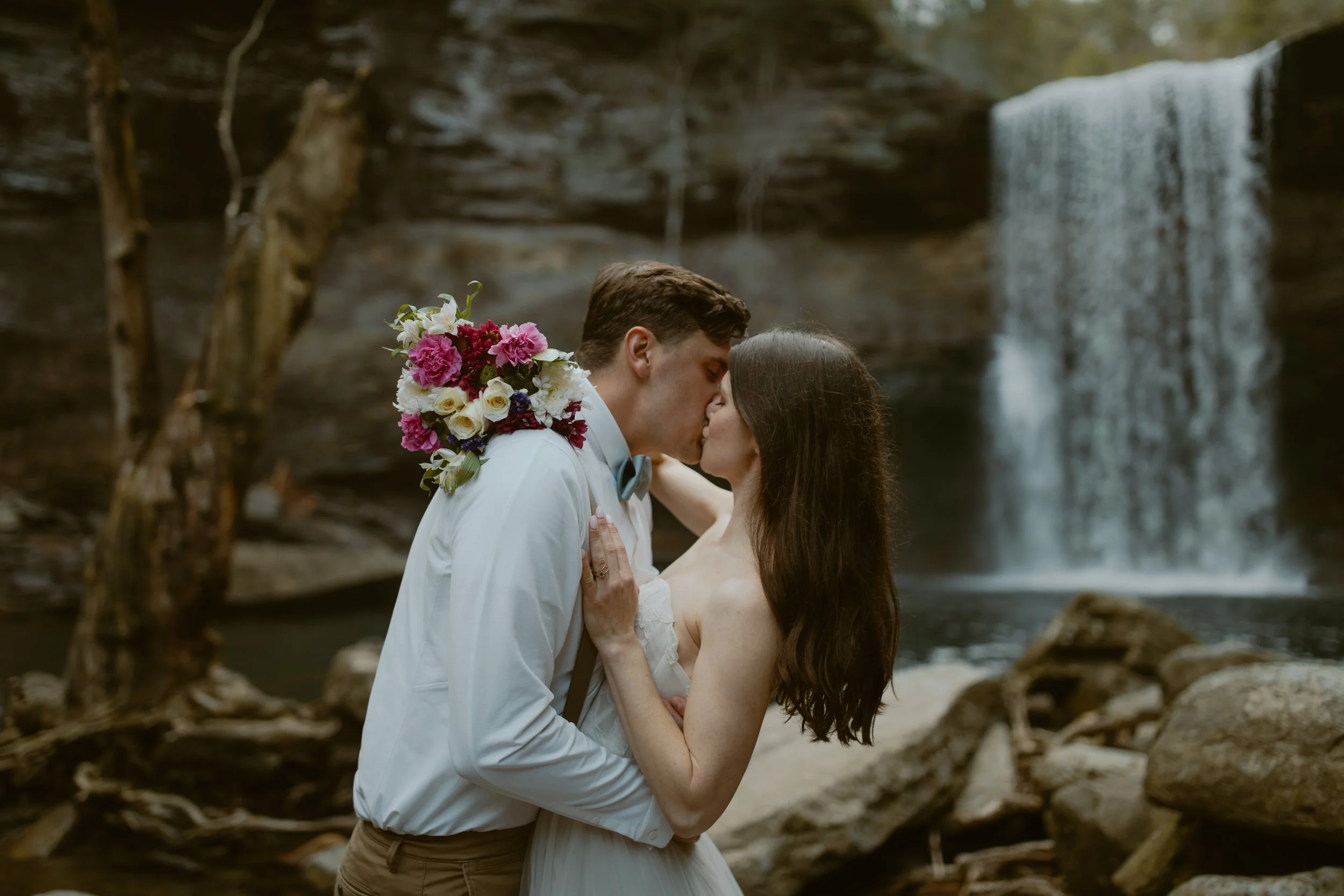 waterfall-elopement-Tennessee