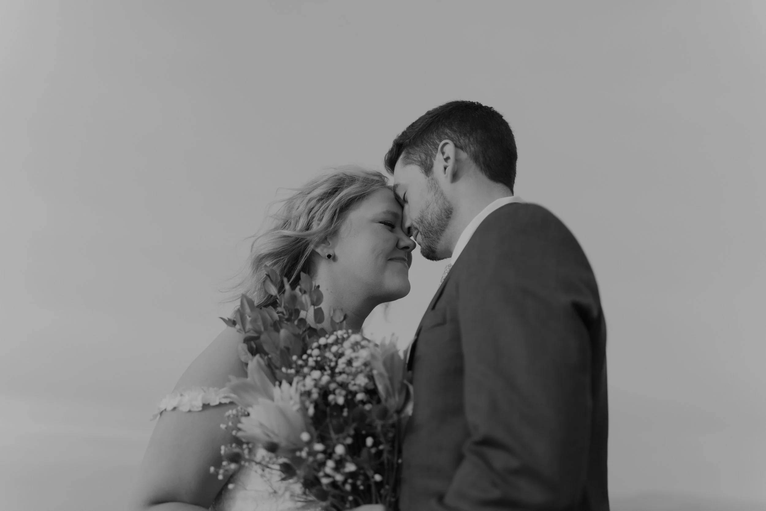 sunrise-roan-mountain-elopement-Tennessee