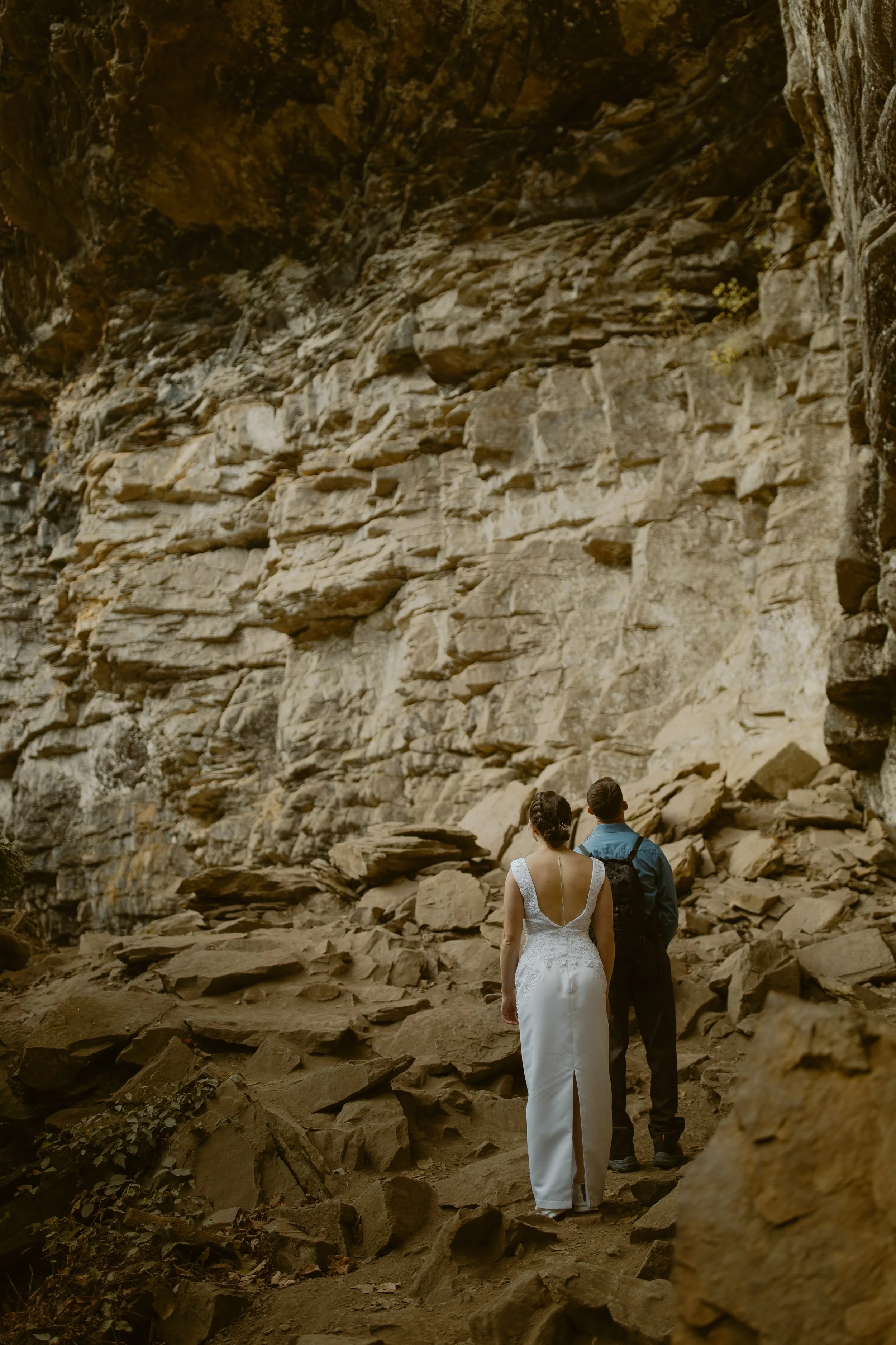 Tennessee-waterfall-sunrise-elopement