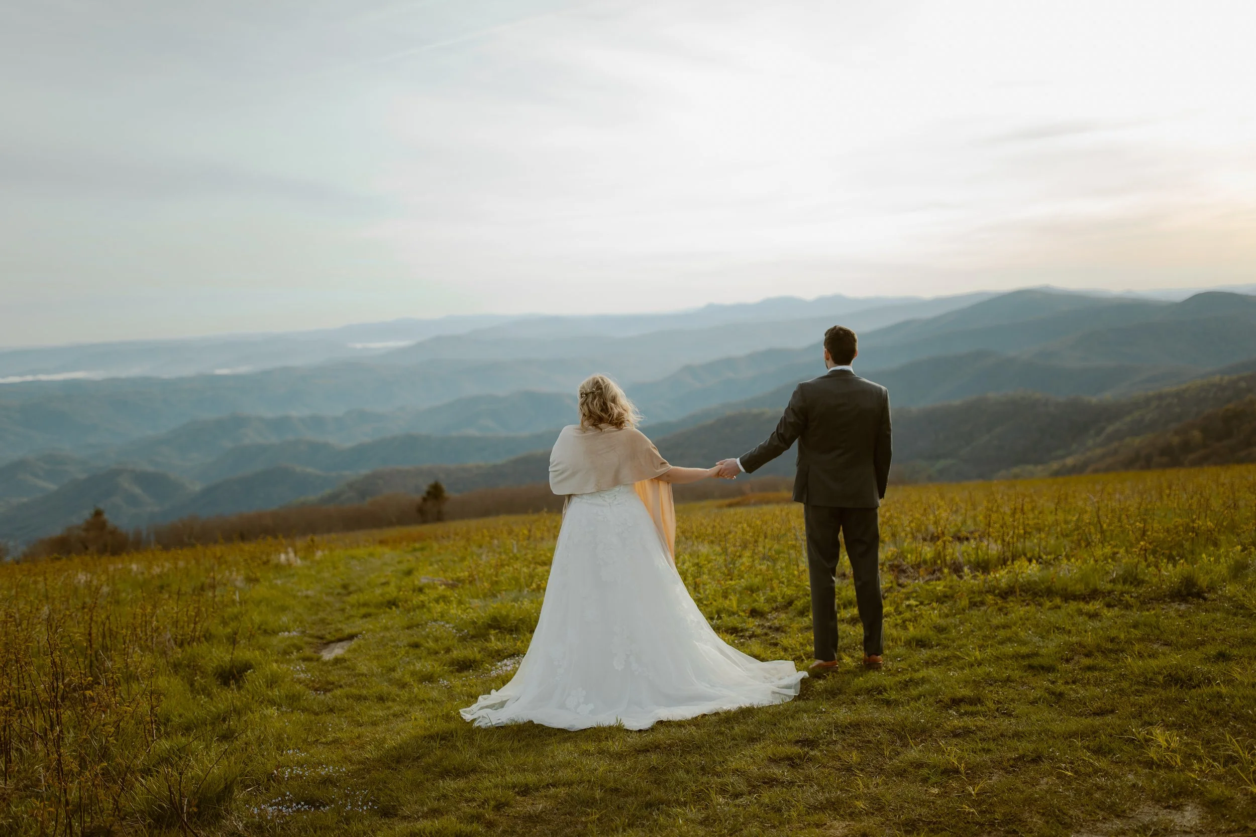 sunrise-roan-mountain-elopement-Tennessee